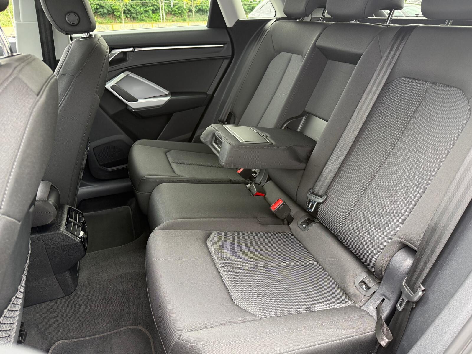 Audi Q3 - zdjęcie 18