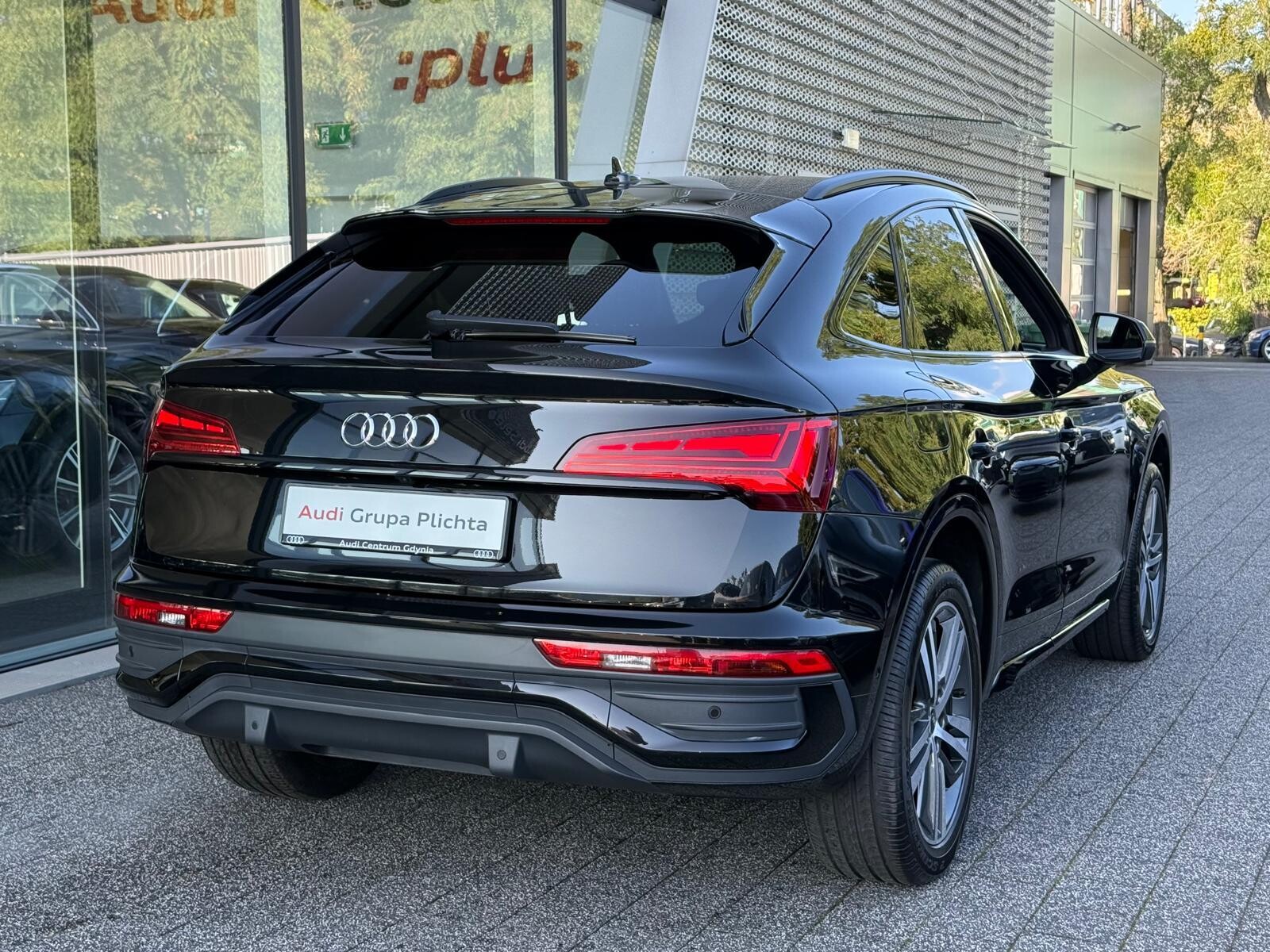 Audi Q5 Sportback - zdjęcie 12