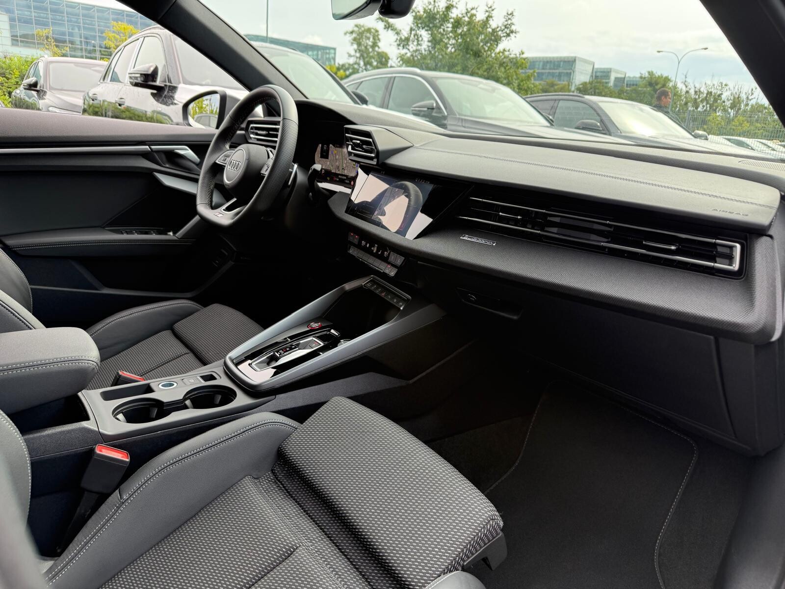Audi S3 Limousine - zdjęcie 24