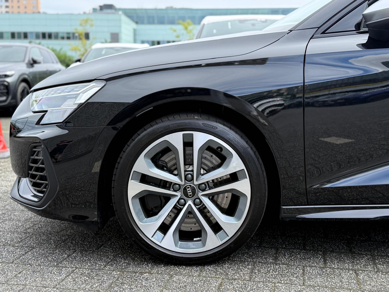 Audi S3 Limousine - zdjęcie 11