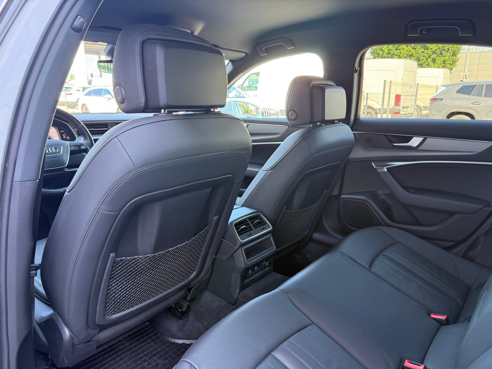 Audi A6 Limousine - zdjęcie 9
