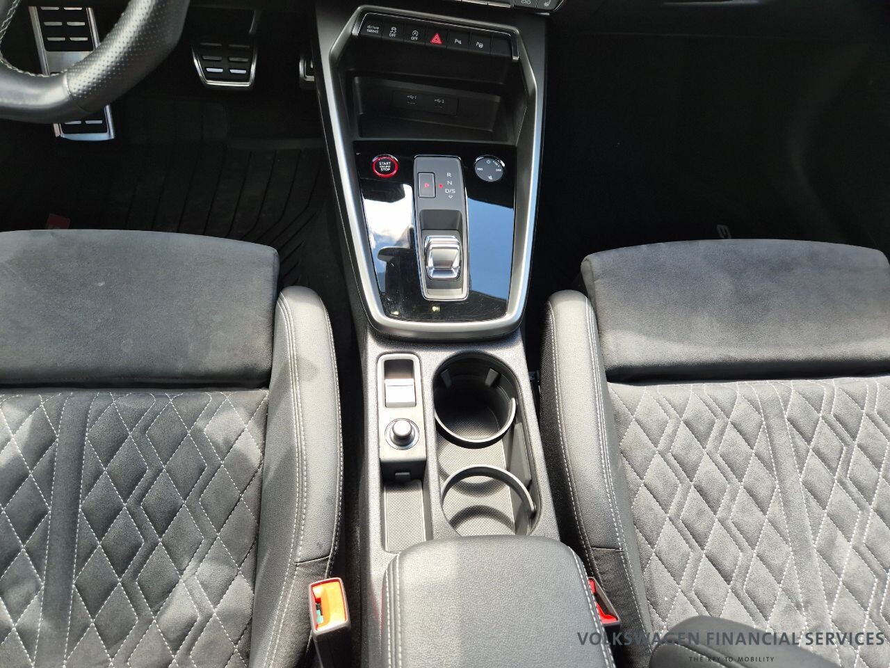 Audi S3 Limousine - zdjęcie 13
