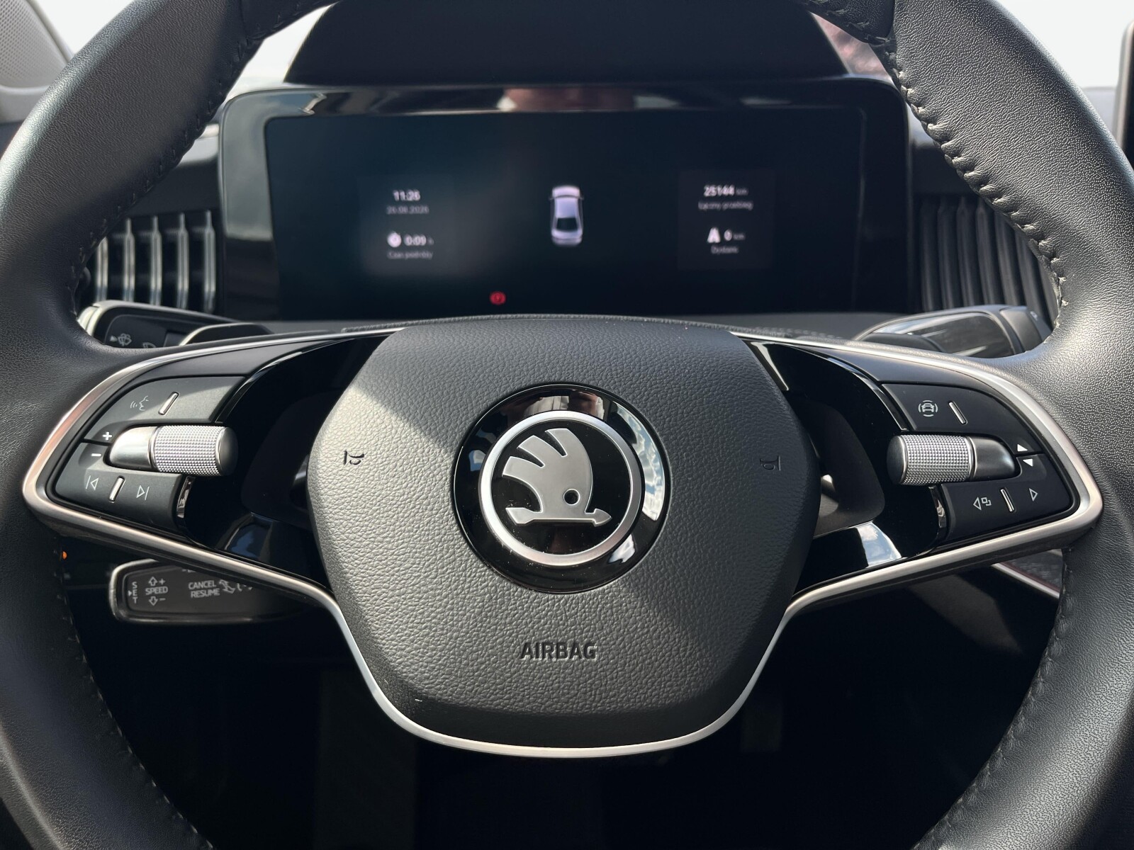Škoda Superb - zdjęcie 19