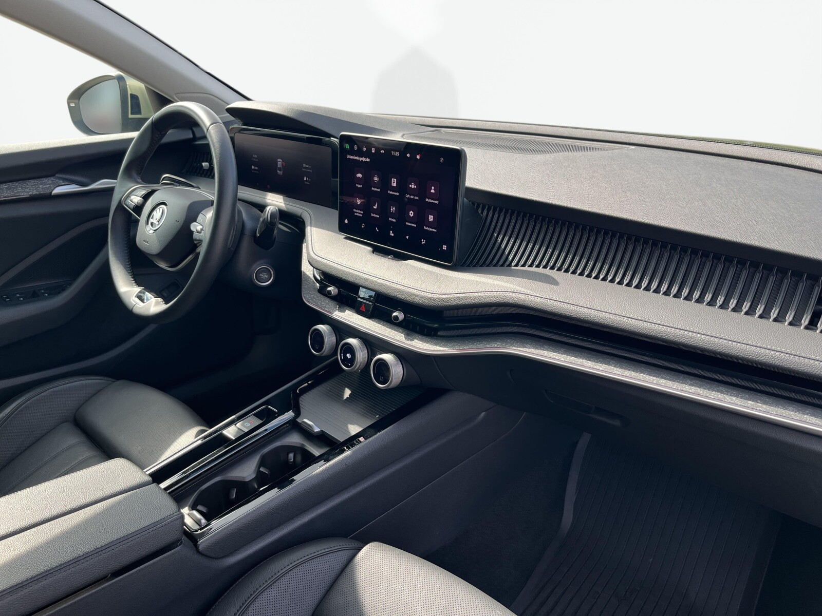Škoda Superb - zdjęcie 12