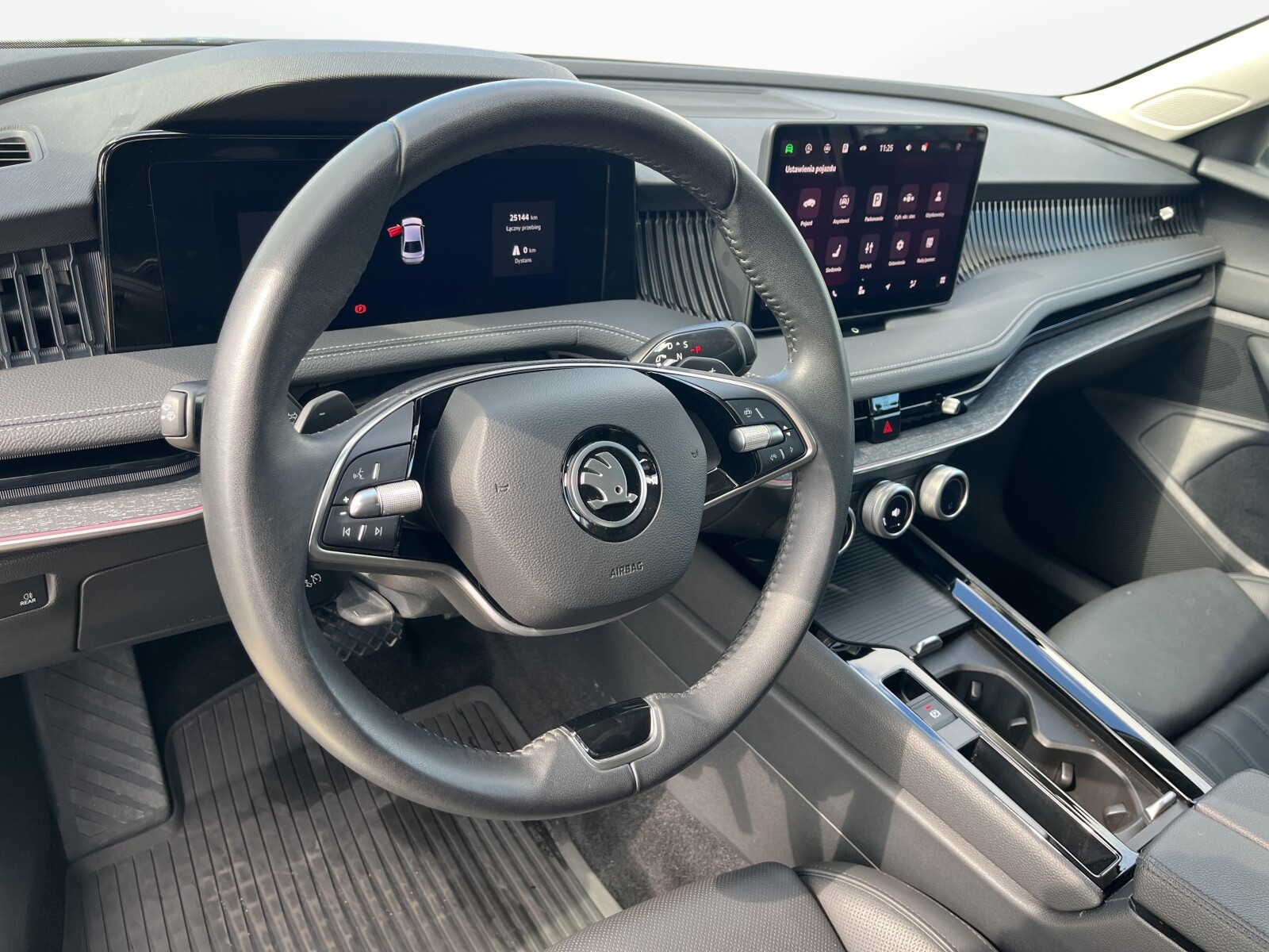 Škoda Superb - zdjęcie 10