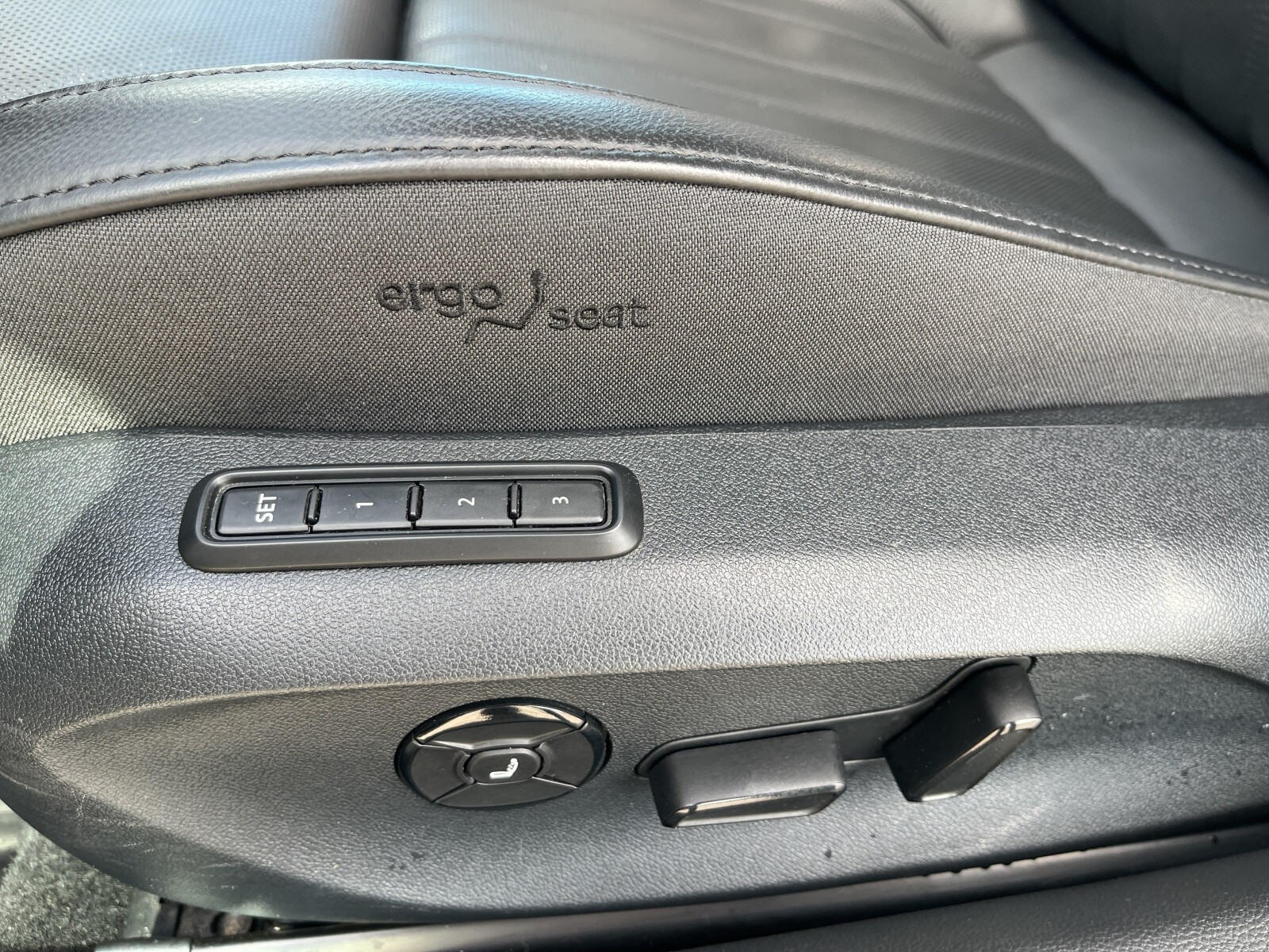 Škoda Superb - zdjęcie 14