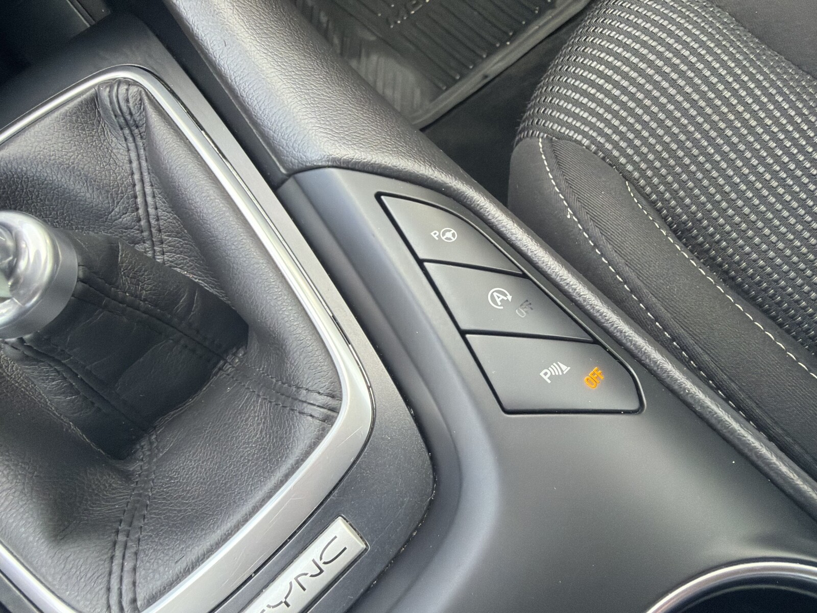 Ford Mondeo - zdjęcie 23