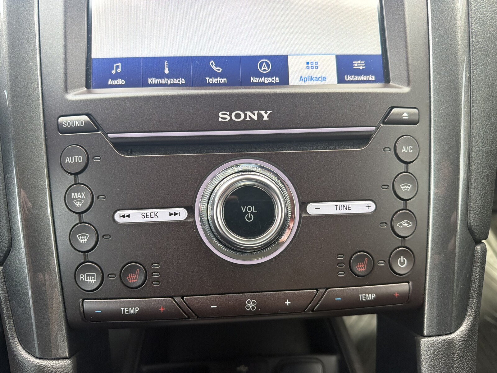 Ford Mondeo - zdjęcie 22