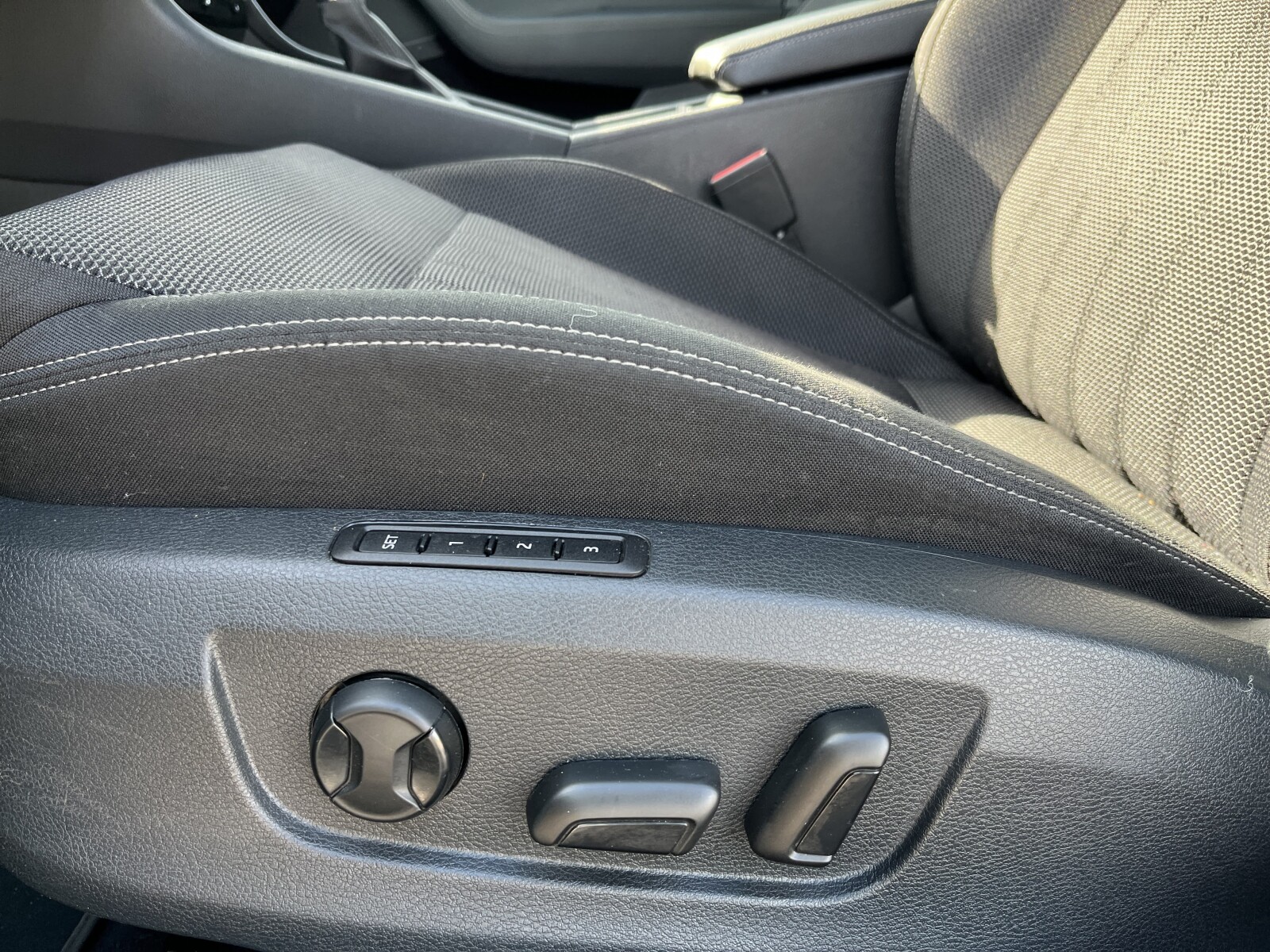 Škoda Superb Combi - zdjęcie 11