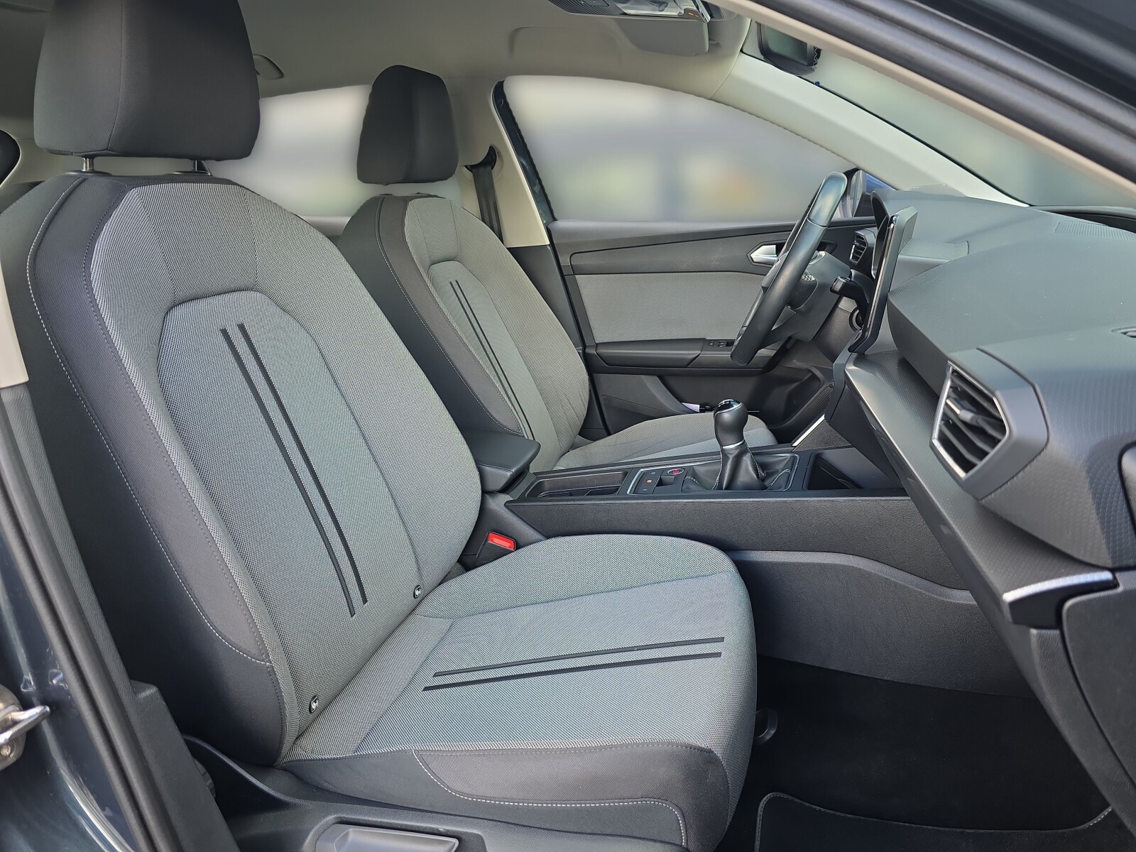 Seat Leon - zdjęcie 25