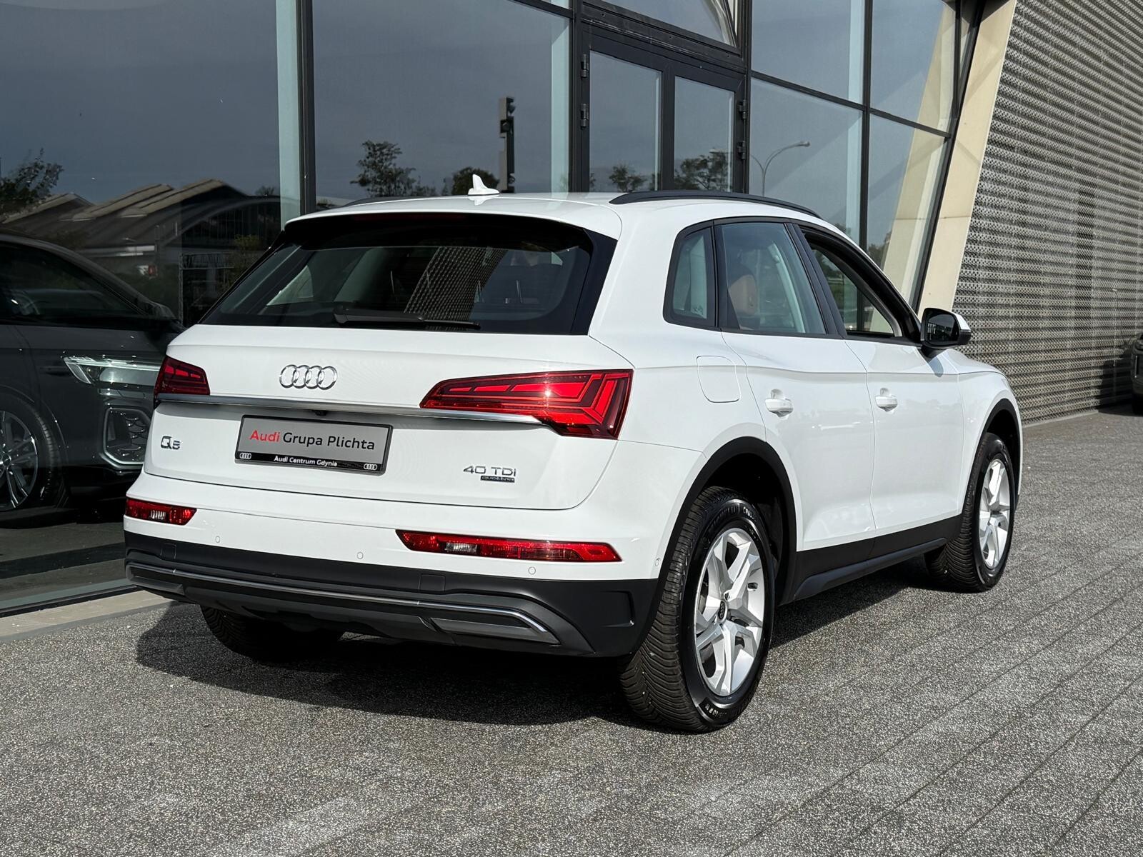 Audi Q5 - zdjęcie 11