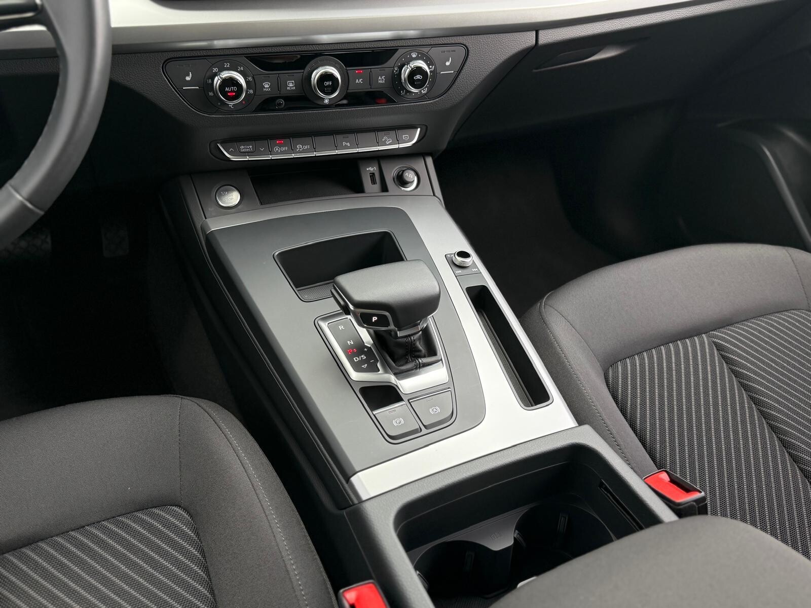 Audi Q5 - zdjęcie 23