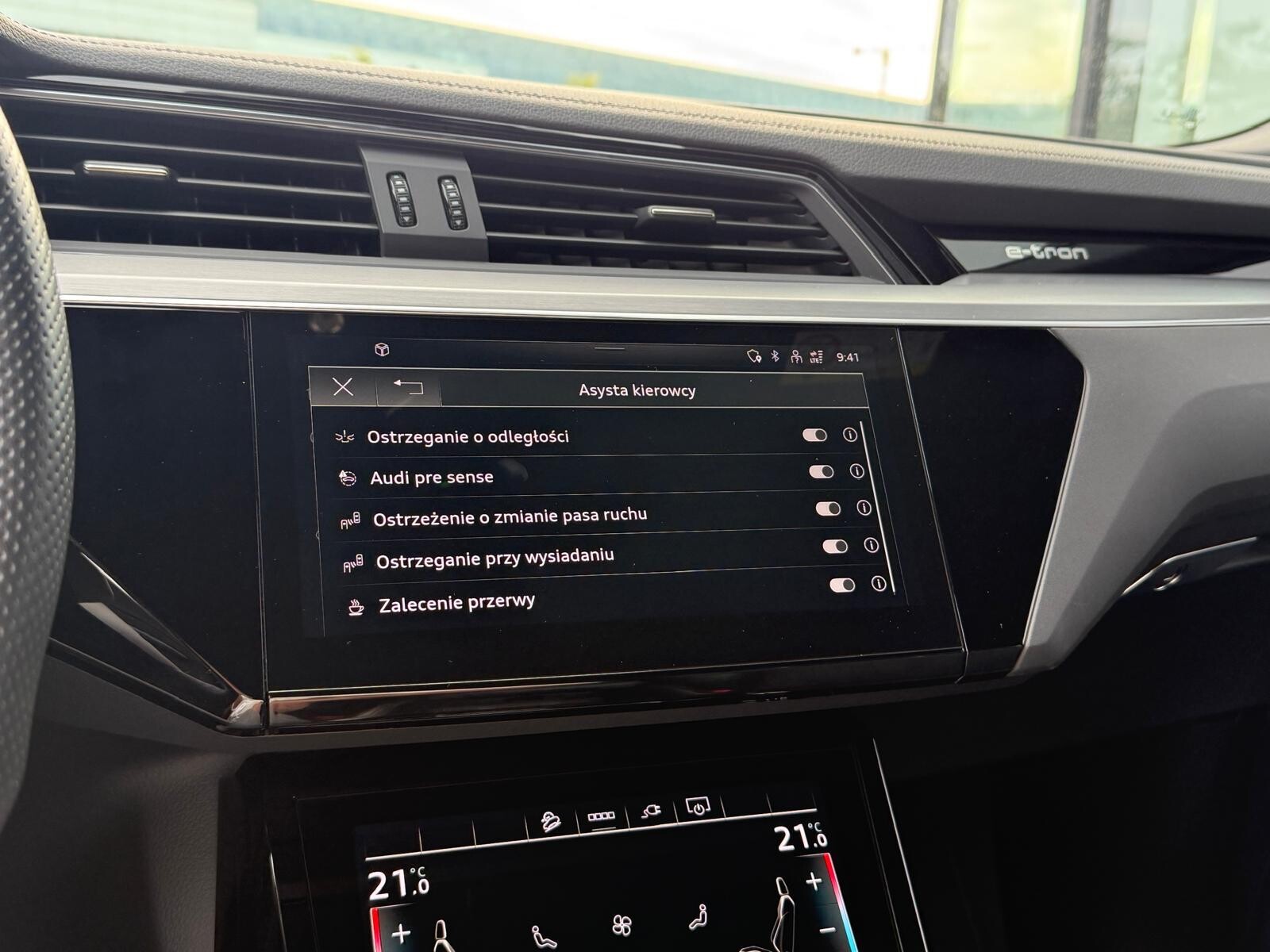 Audi e-tron Sportback - zdjęcie 28