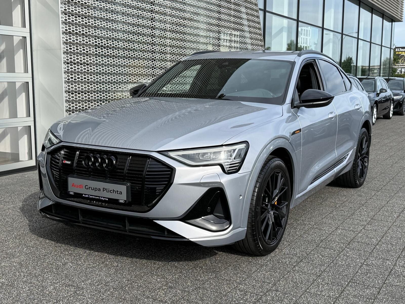 Audi e-tron Sportback - zdjęcie 11