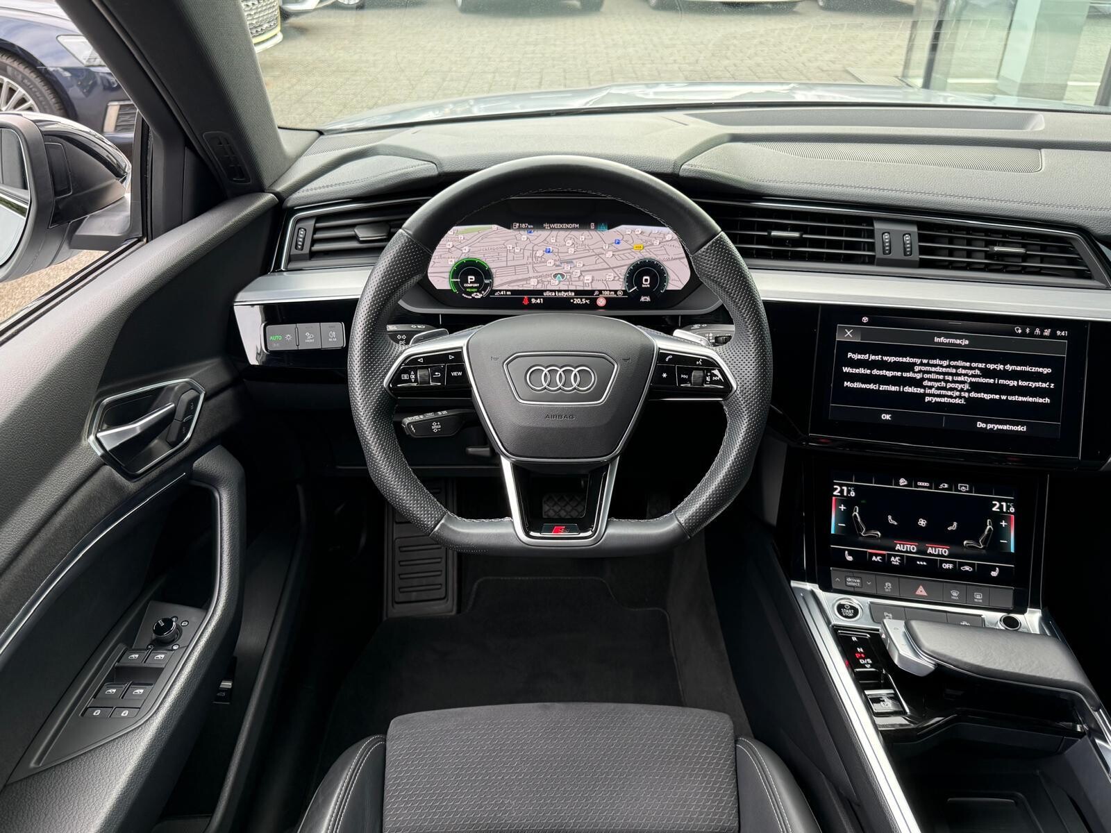 Audi e-tron Sportback - zdjęcie 23