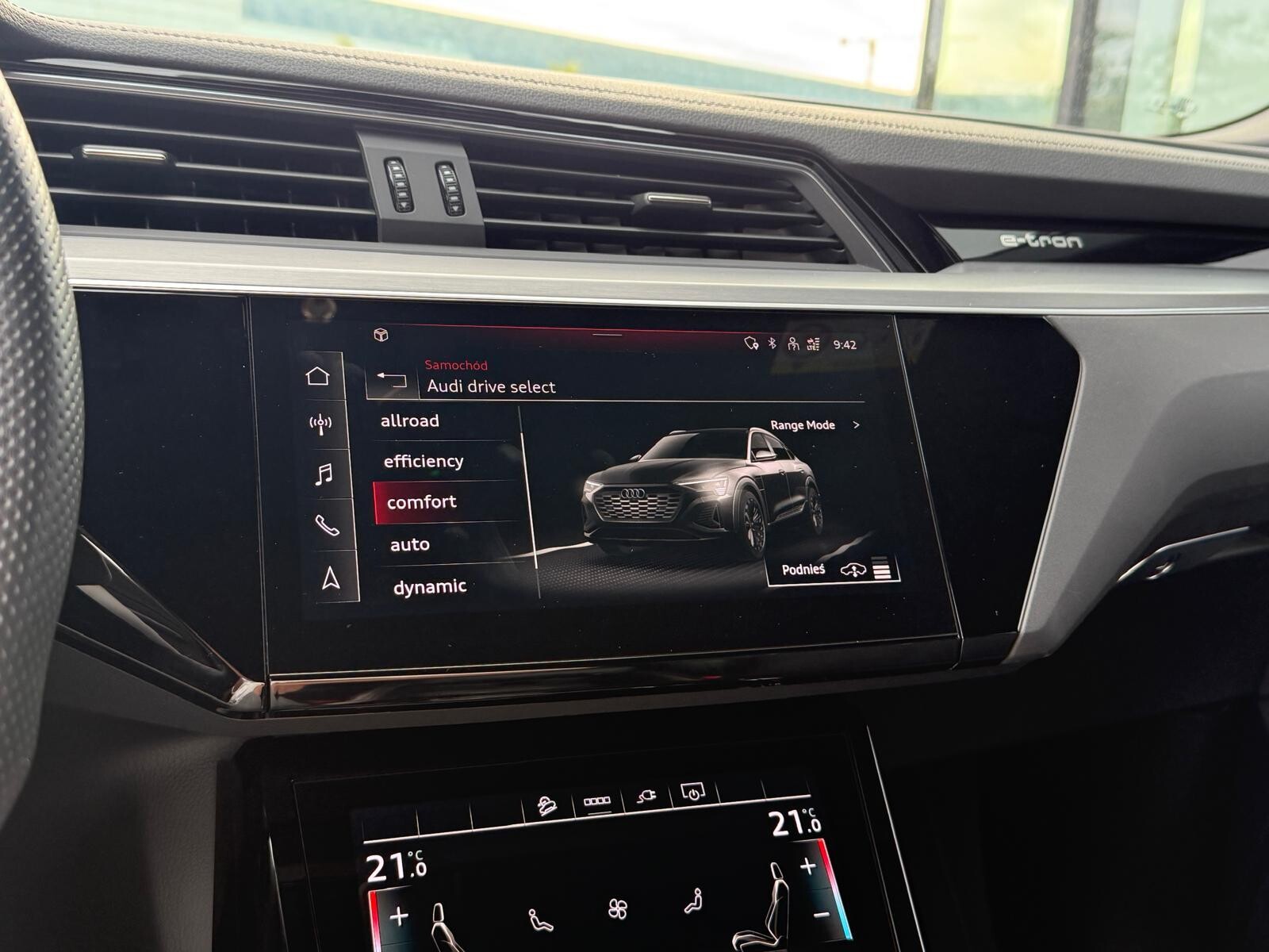 Audi e-tron Sportback - zdjęcie 30