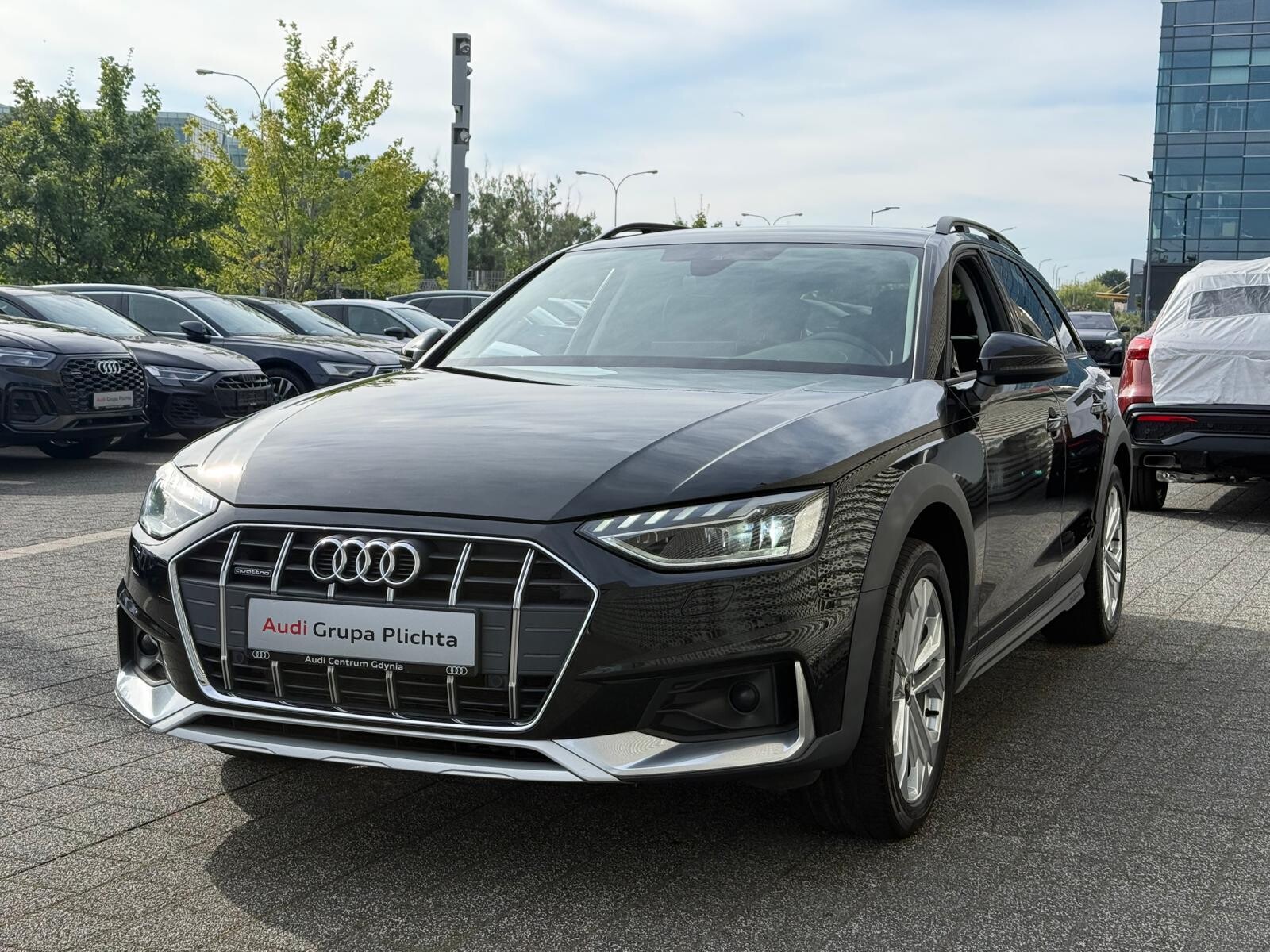 Audi A4 allroad quattro - zdjęcie 9