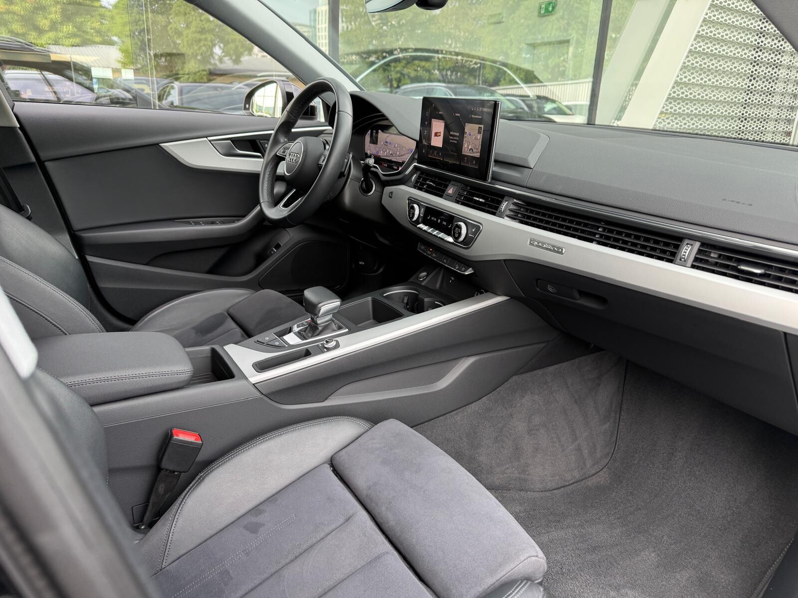 Audi A4 allroad quattro - zdjęcie 23