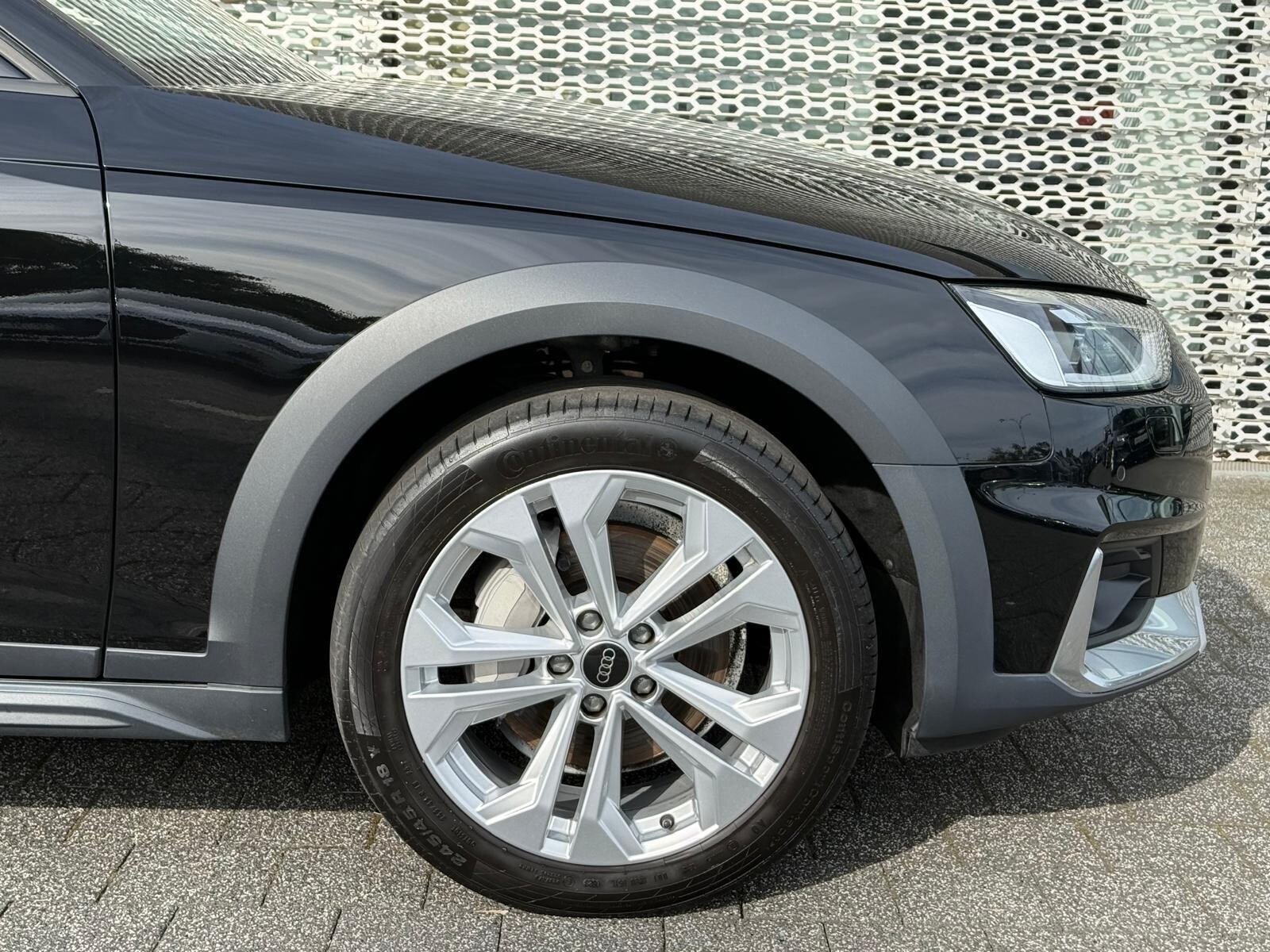Audi A4 allroad quattro - zdjęcie 11