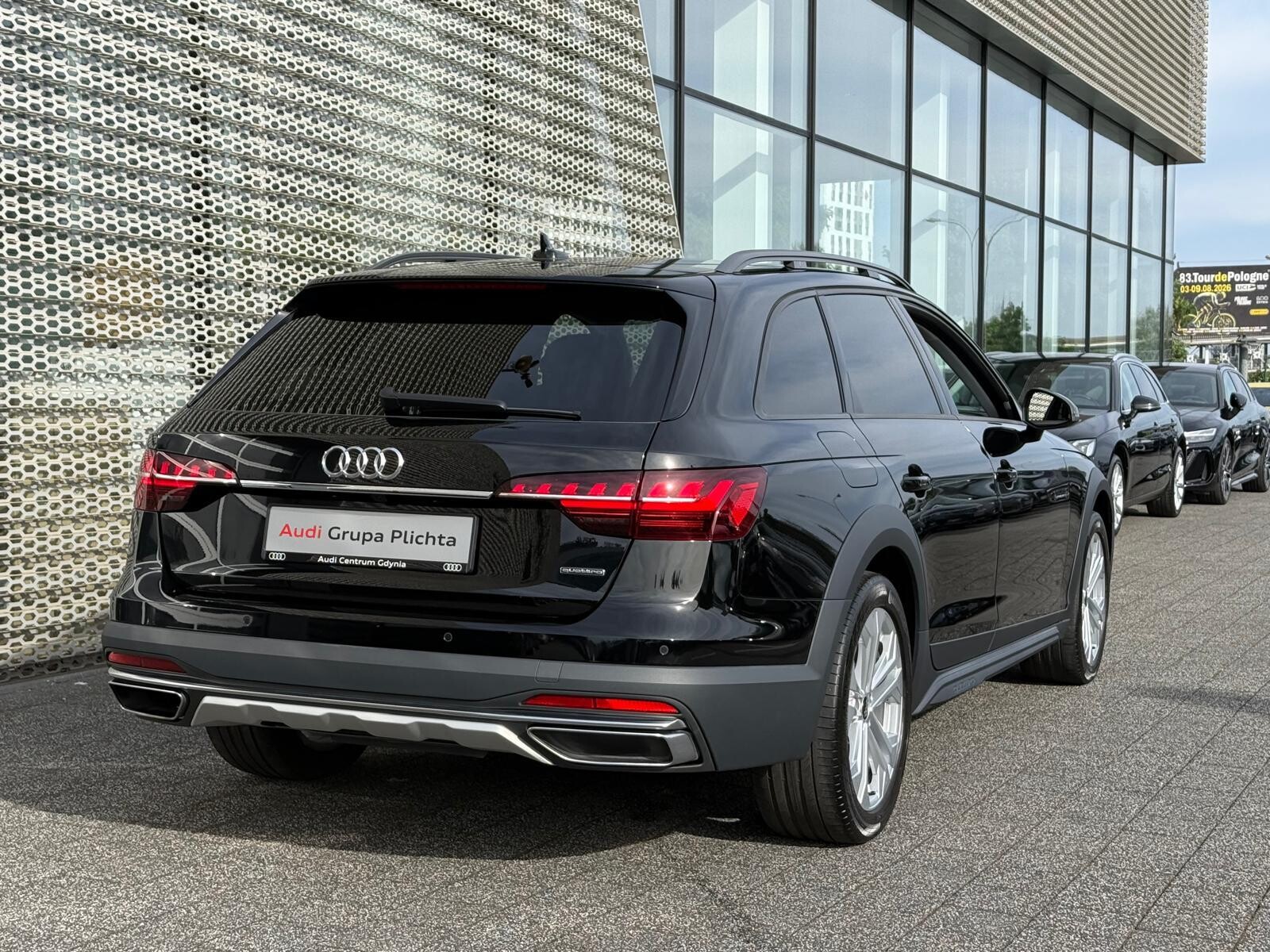 Audi A4 allroad quattro - zdjęcie 10