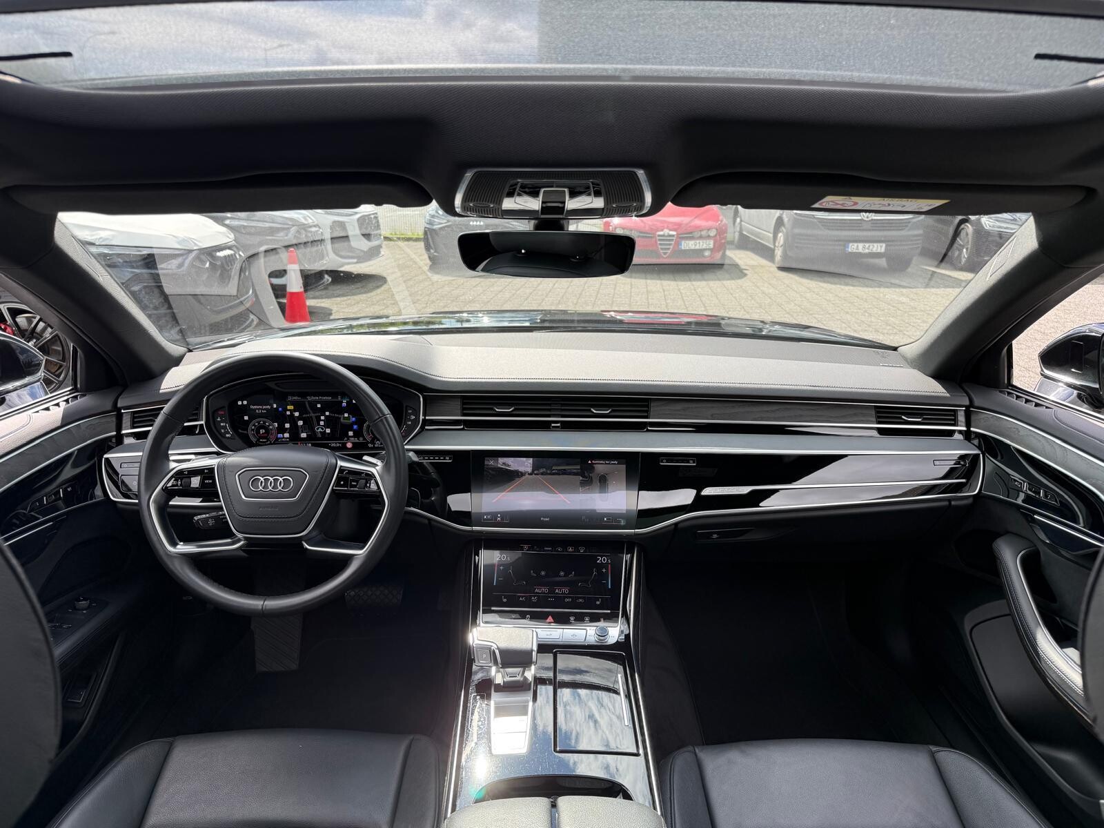 Audi A8 - zdjęcie 26
