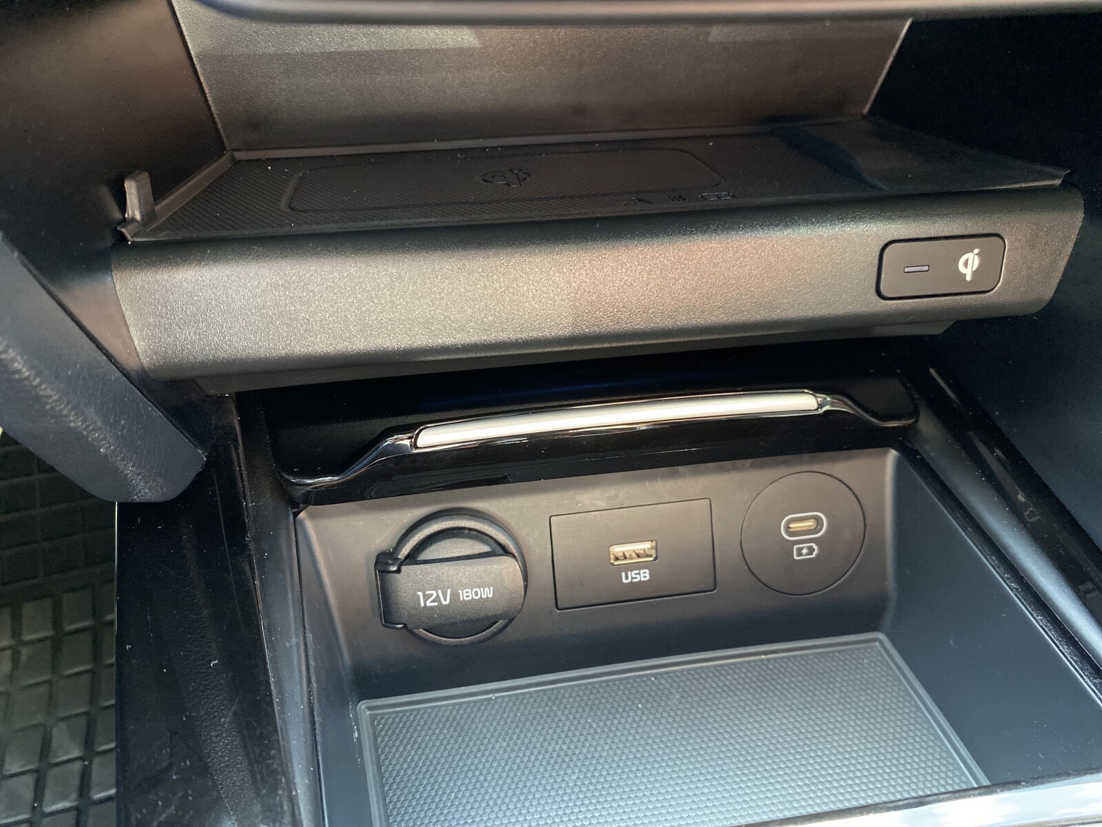 Kia XCeed - zdjęcie 26