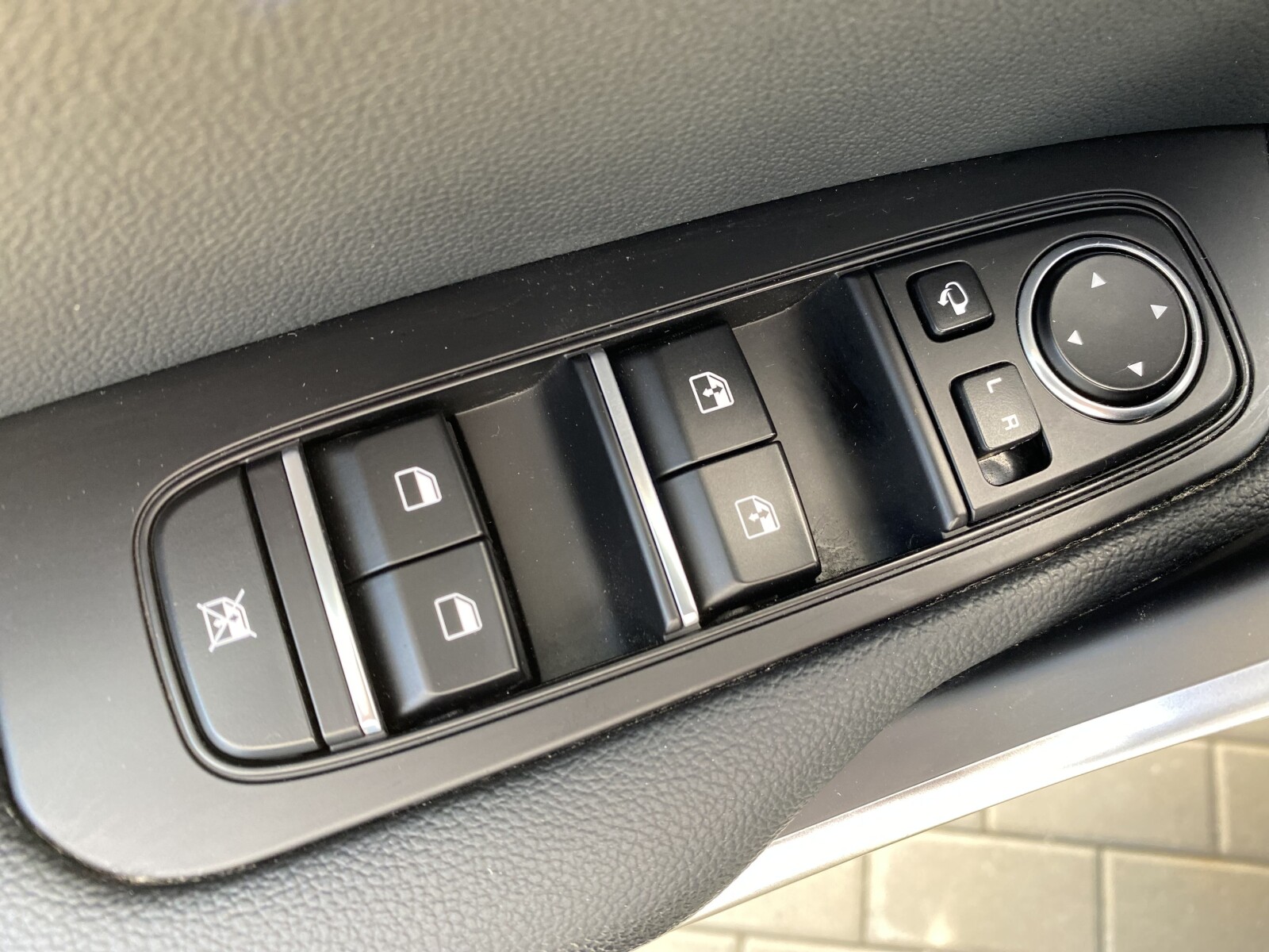 Kia XCeed - zdjęcie 9