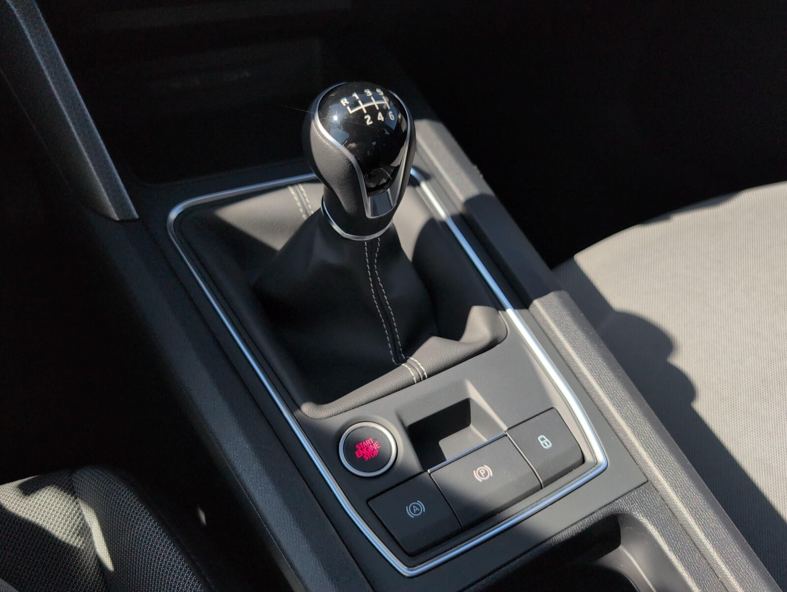 Seat Leon - zdjęcie 31