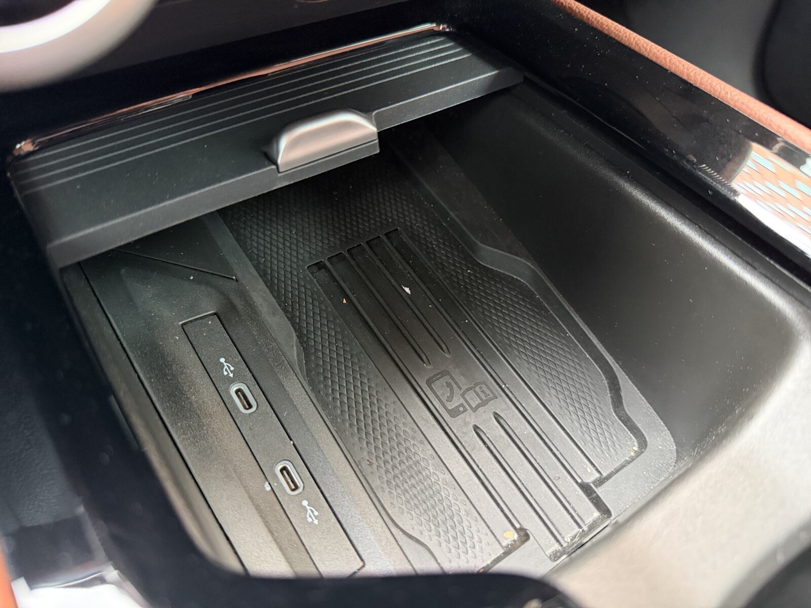 Škoda Superb - zdjęcie 21