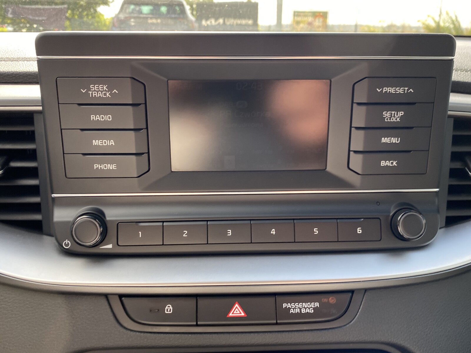 Kia Ceed - zdjęcie 23