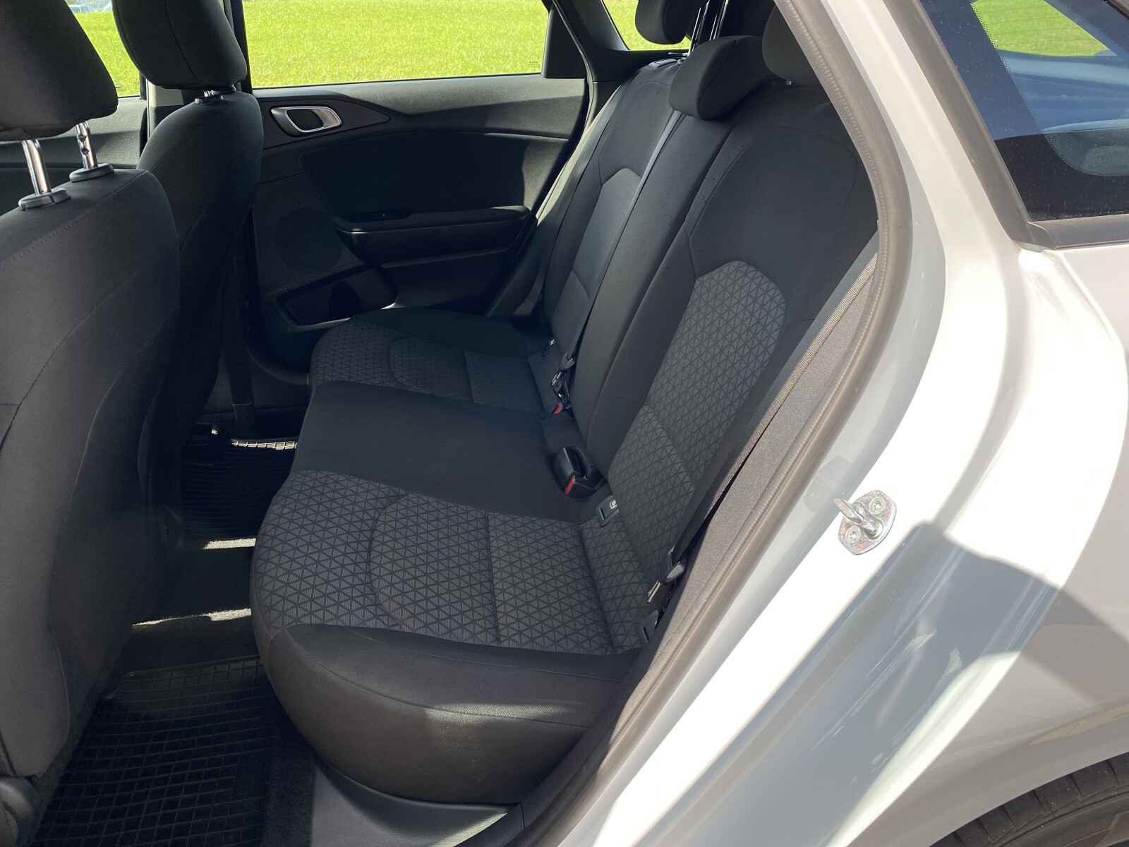 Kia Ceed - zdjęcie 11