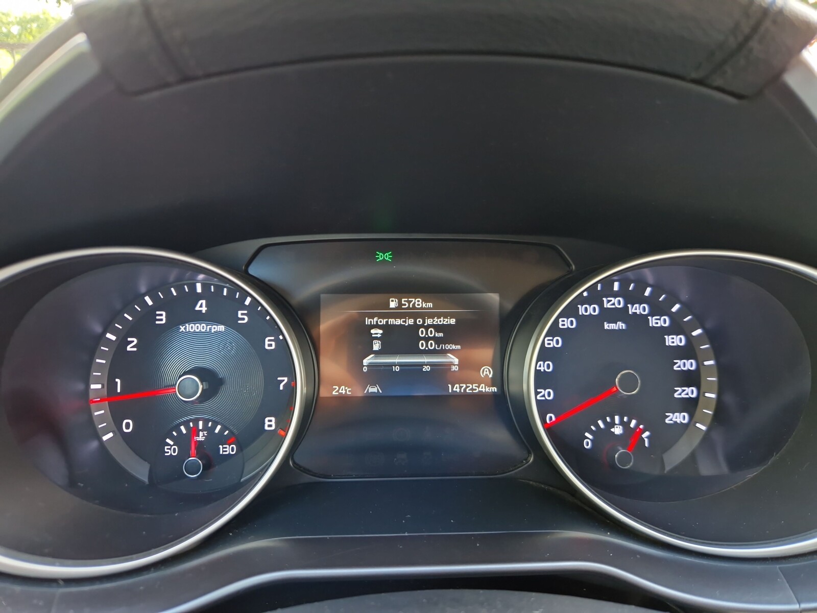 Kia Ceed - zdjęcie 19