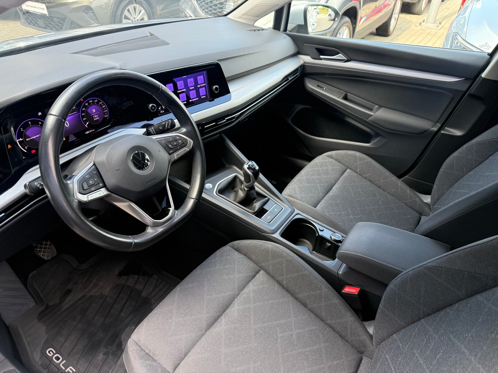 Volkswagen Golf - zdjęcie 11