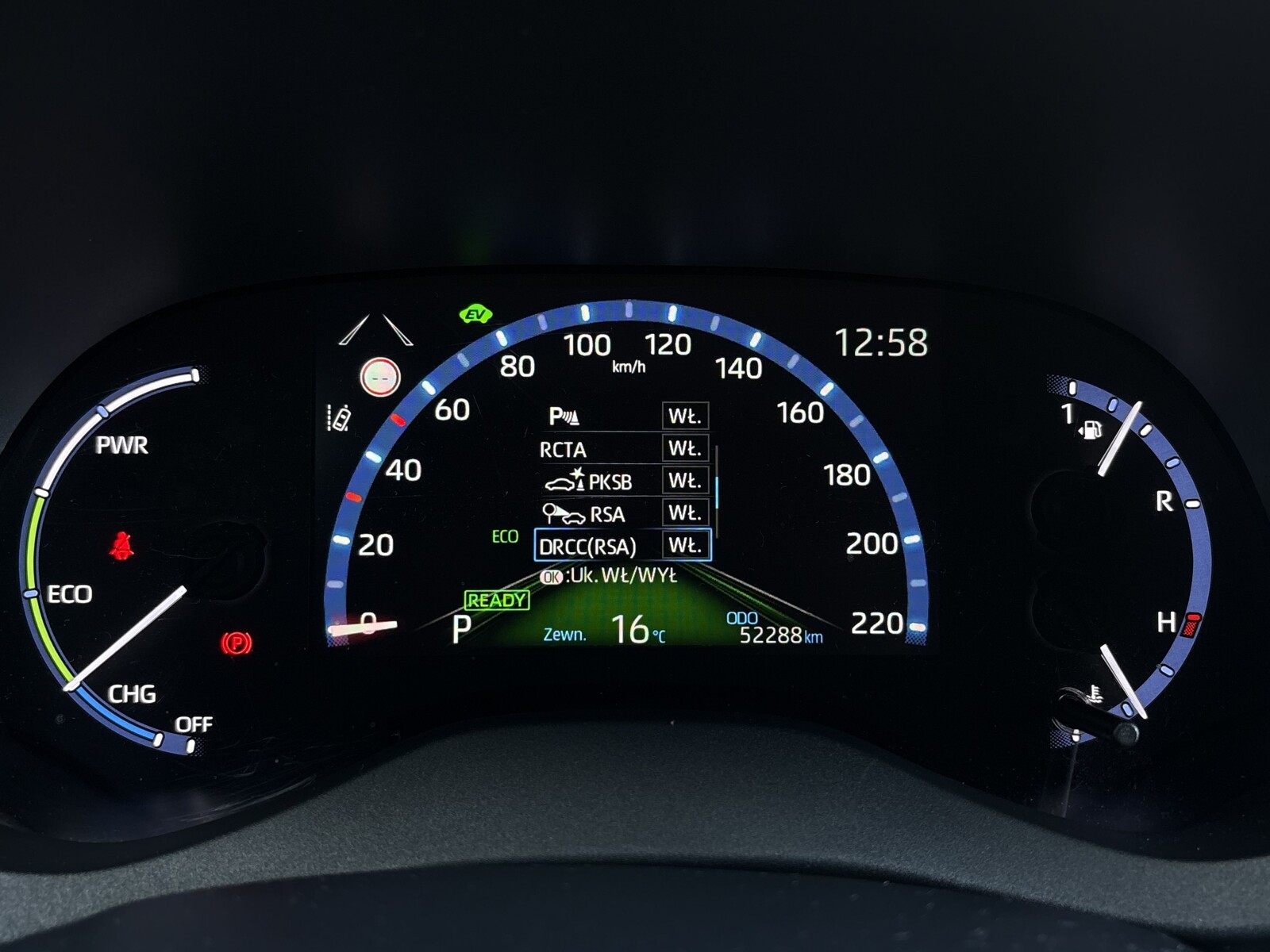 Toyota Yaris Cross - zdjęcie 18