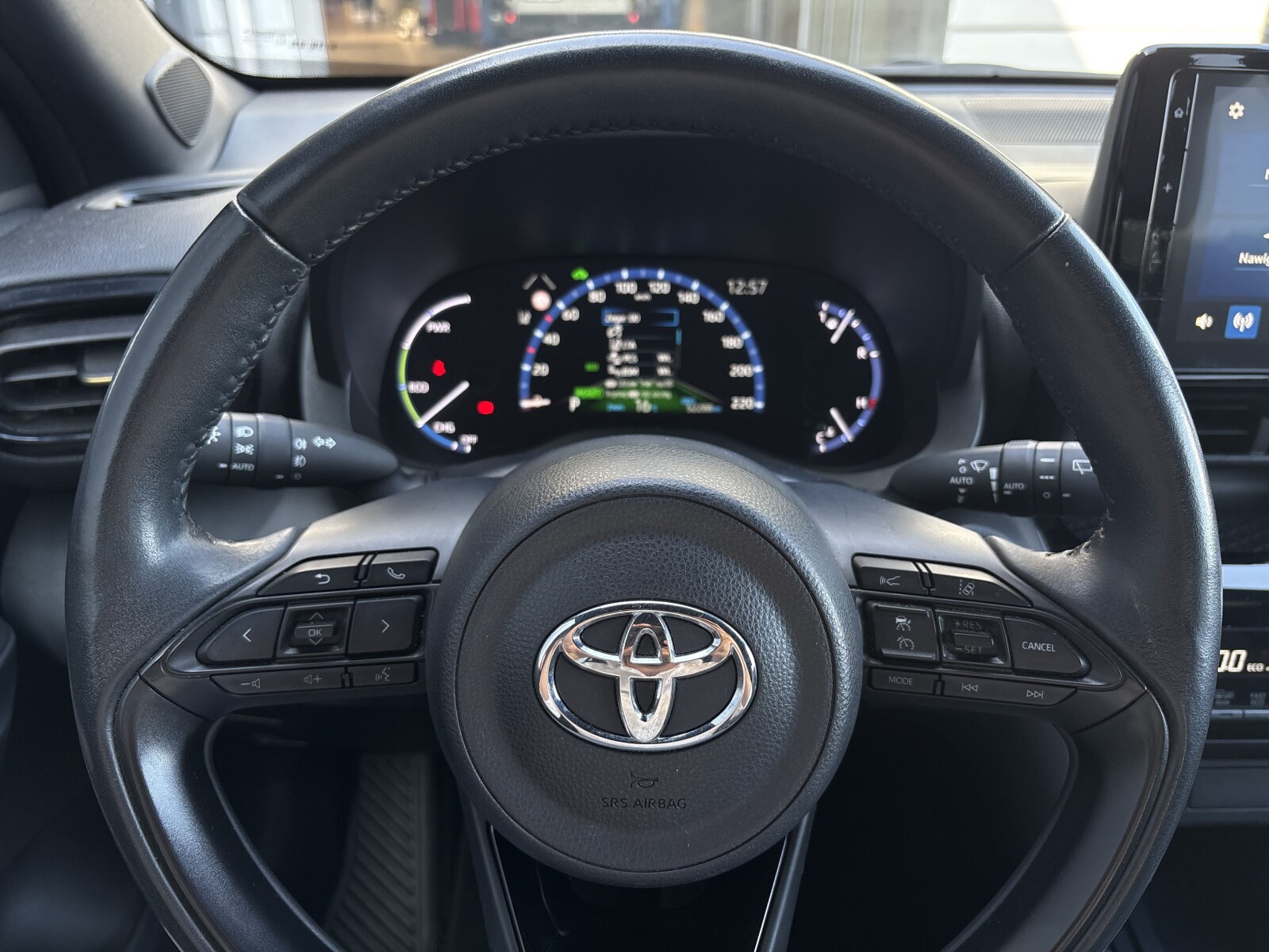 Toyota Yaris Cross - zdjęcie 16