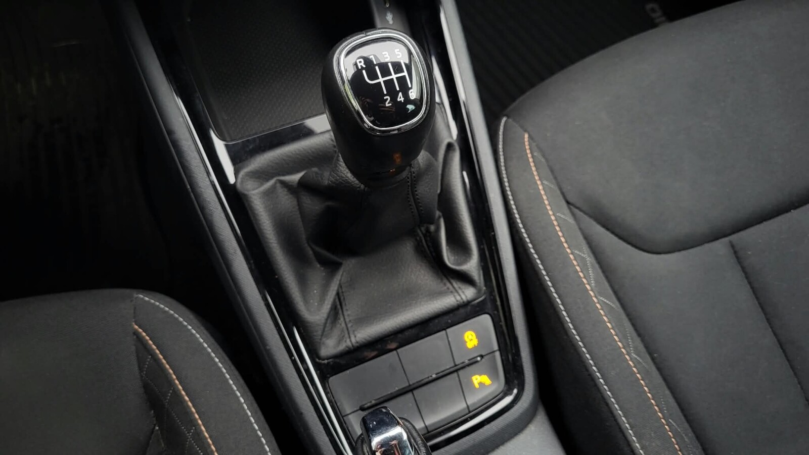 Škoda Kamiq - zdjęcie 17