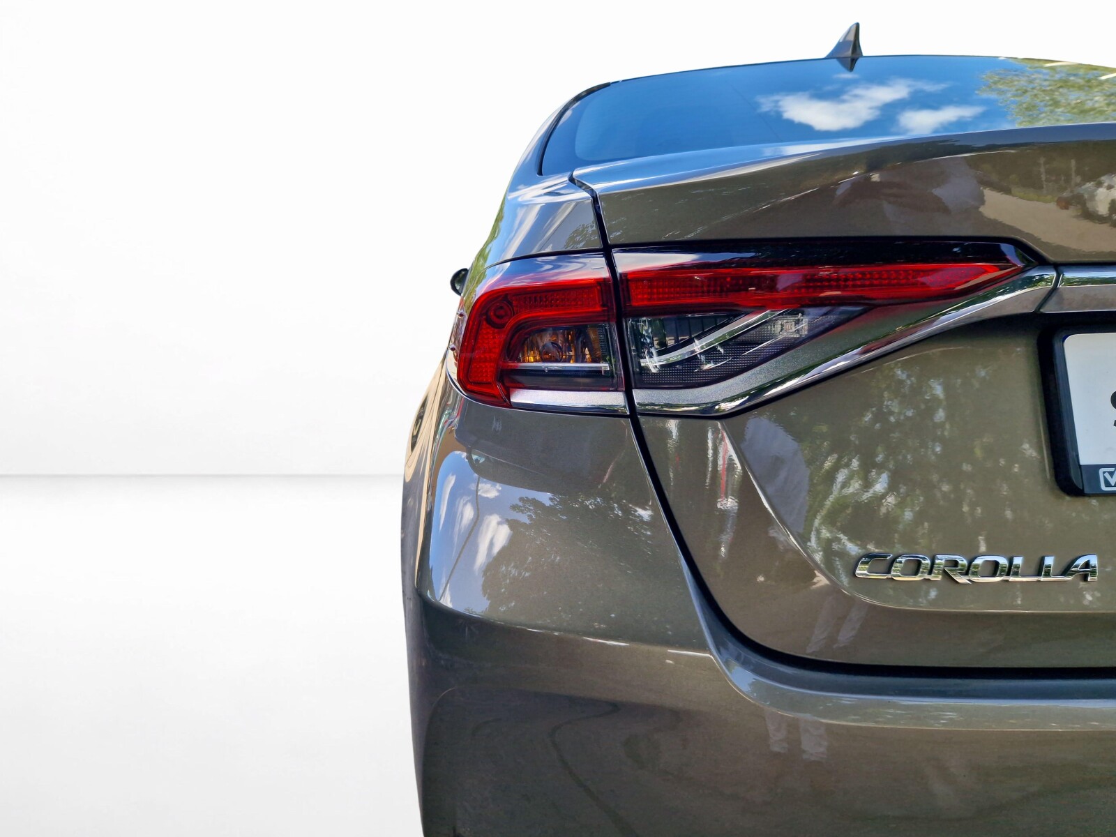 Toyota Corolla - zdjęcie 9