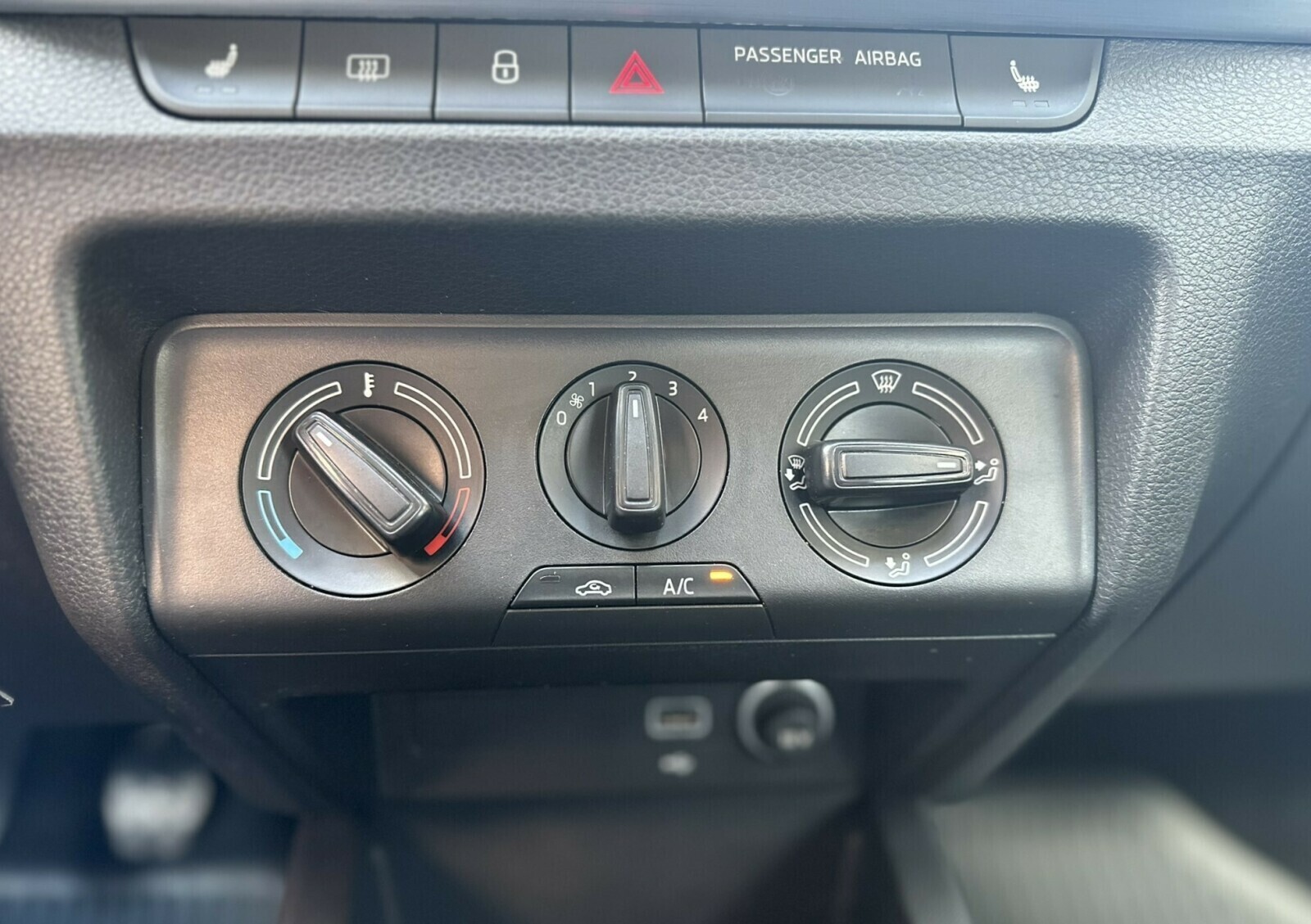 Škoda Fabia - zdjęcie 21