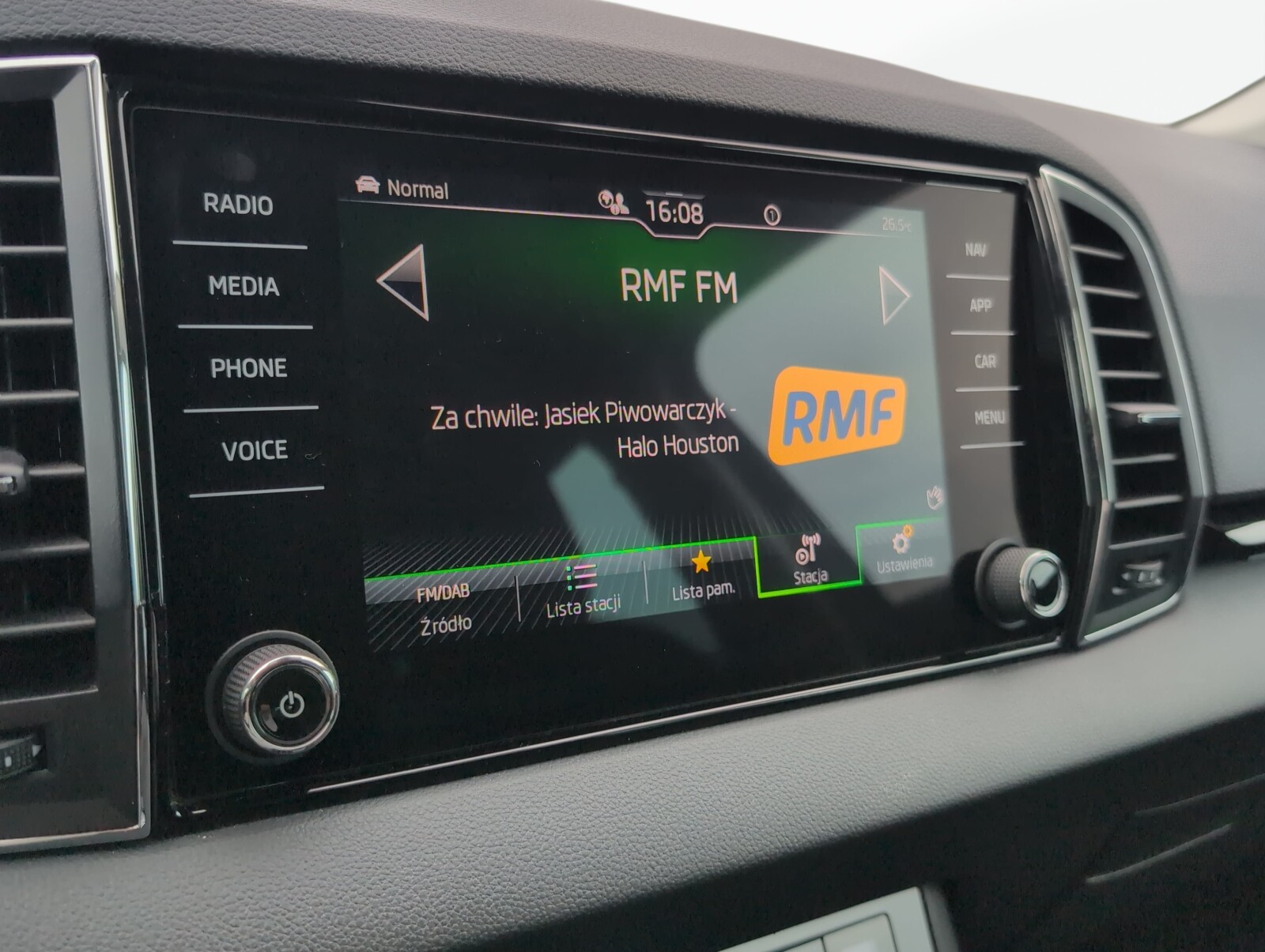 Škoda Karoq - zdjęcie 26