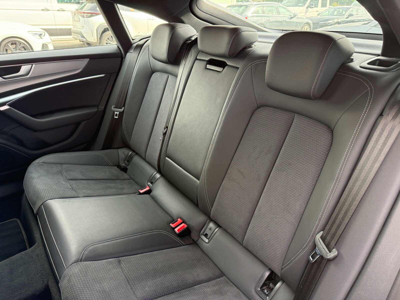 Audi A7 Sportback - zdjęcie 11