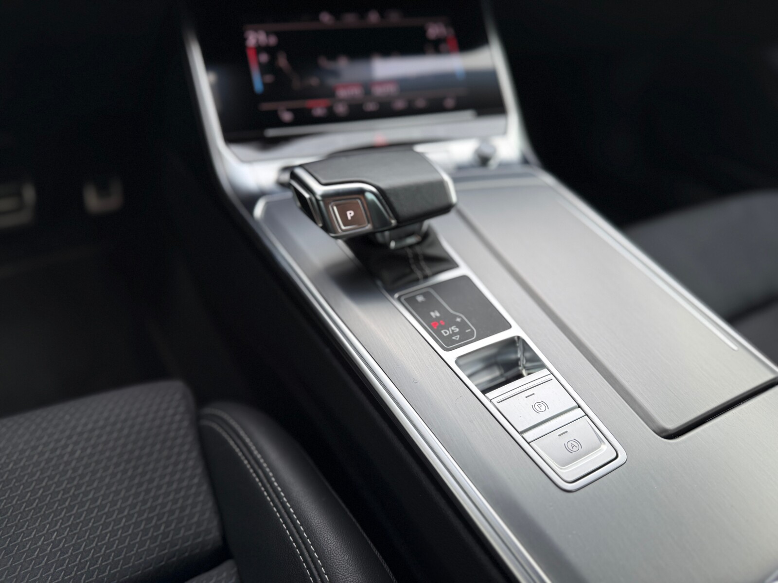 Audi A7 Sportback - zdjęcie 24