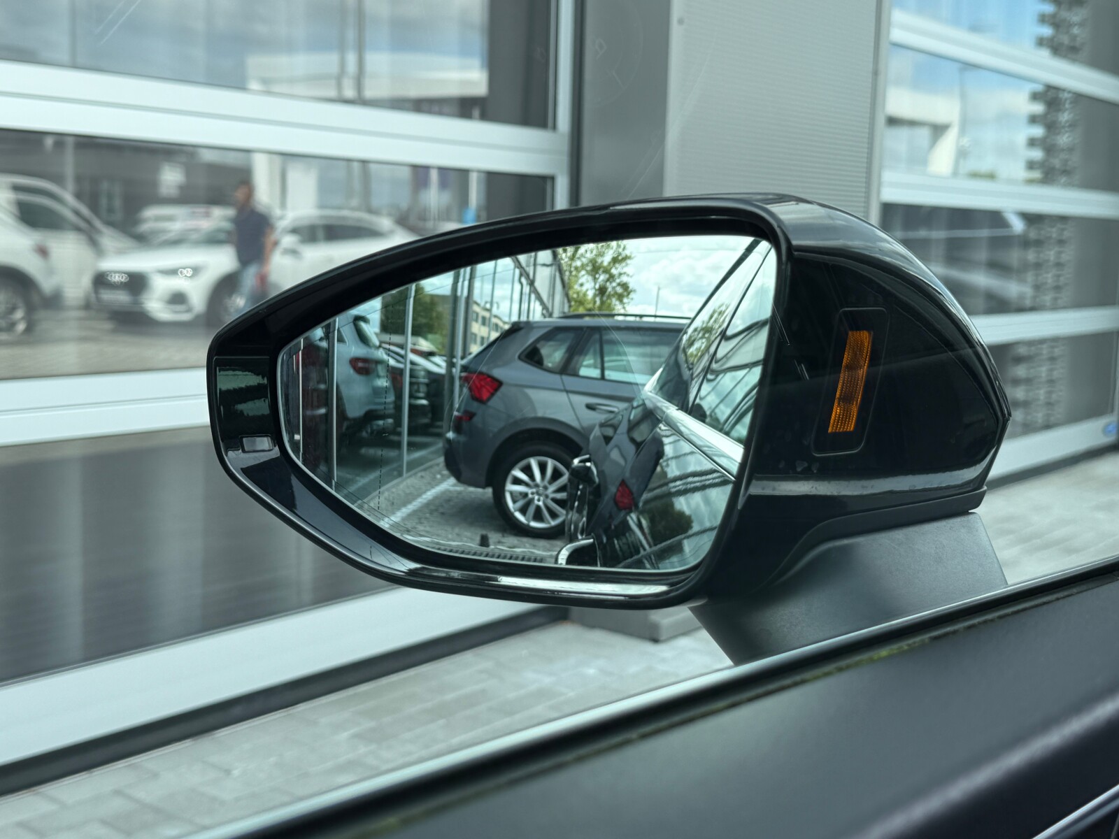 Audi A7 Sportback - zdjęcie 39