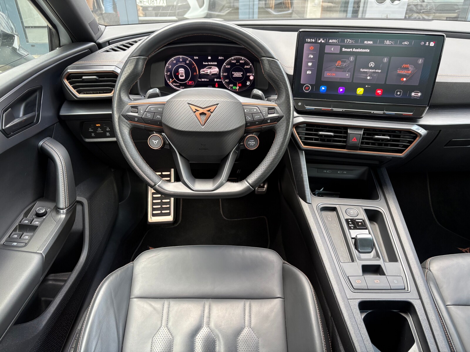 Cupra Leon - zdjęcie 10