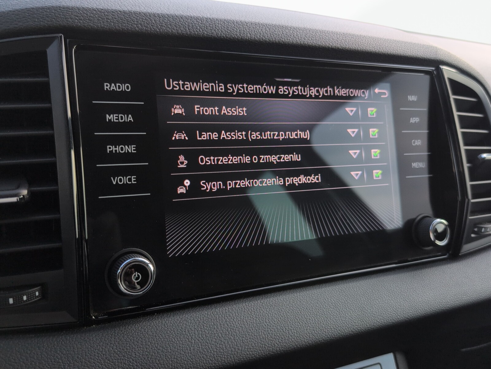 Škoda Karoq - zdjęcie 27