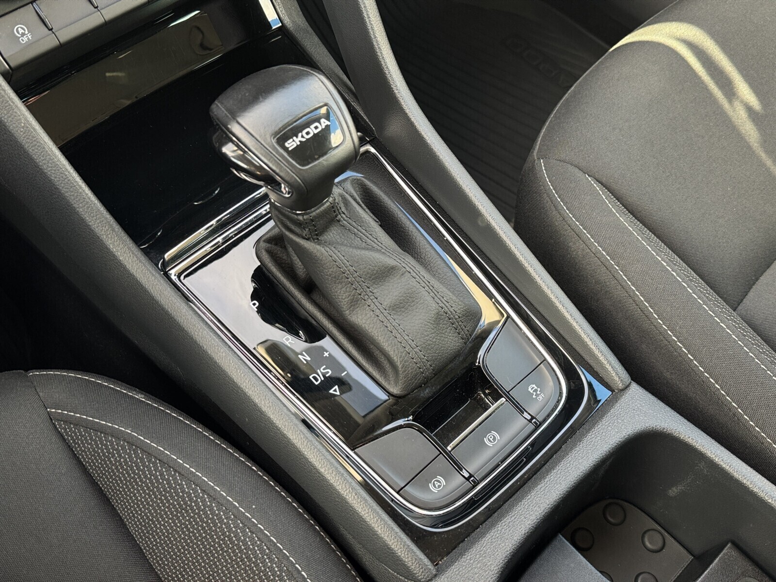 Škoda Karoq - zdjęcie 21