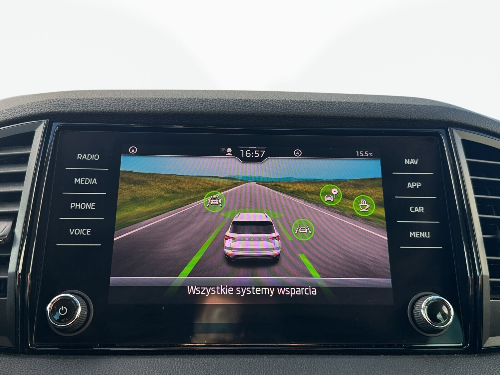 Škoda Karoq - zdjęcie 16