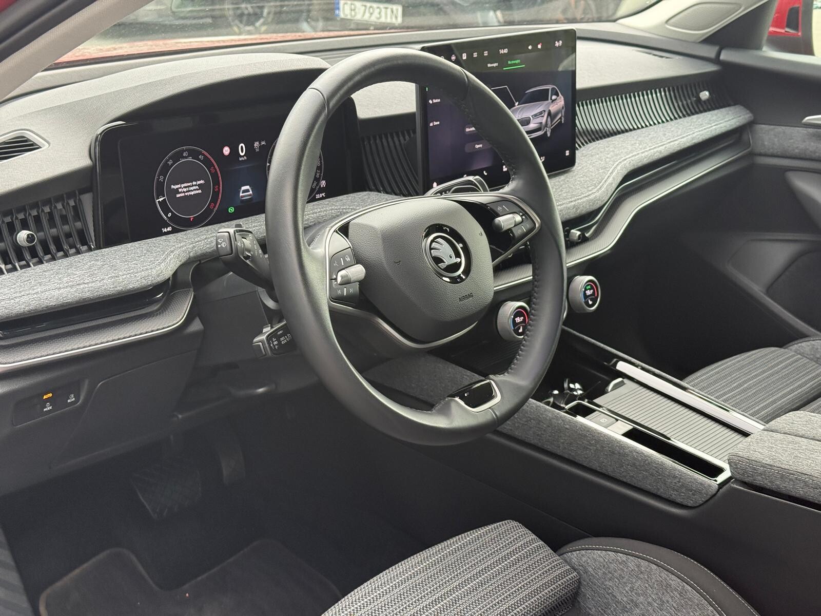 Škoda Superb - zdjęcie 9