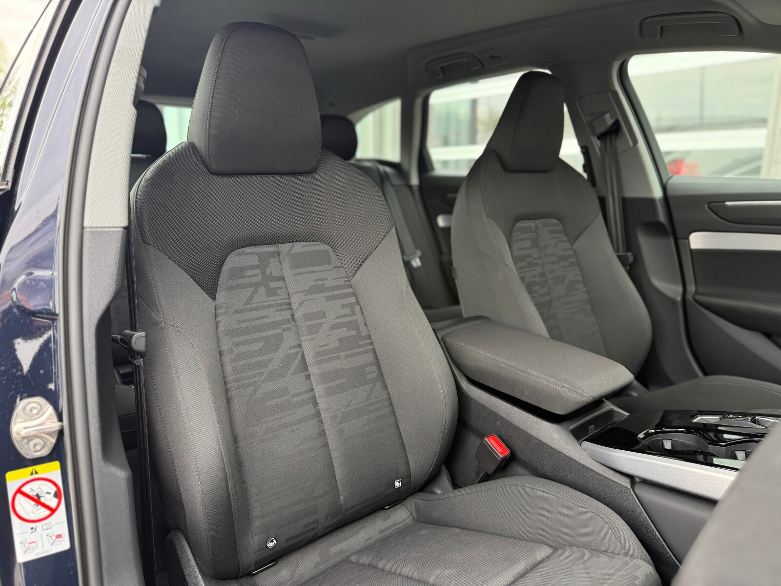 Audi A6 Avant - zdjęcie 21