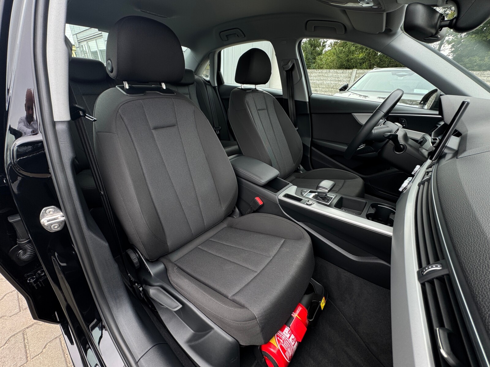 Audi A4 Limousine - zdjęcie 18