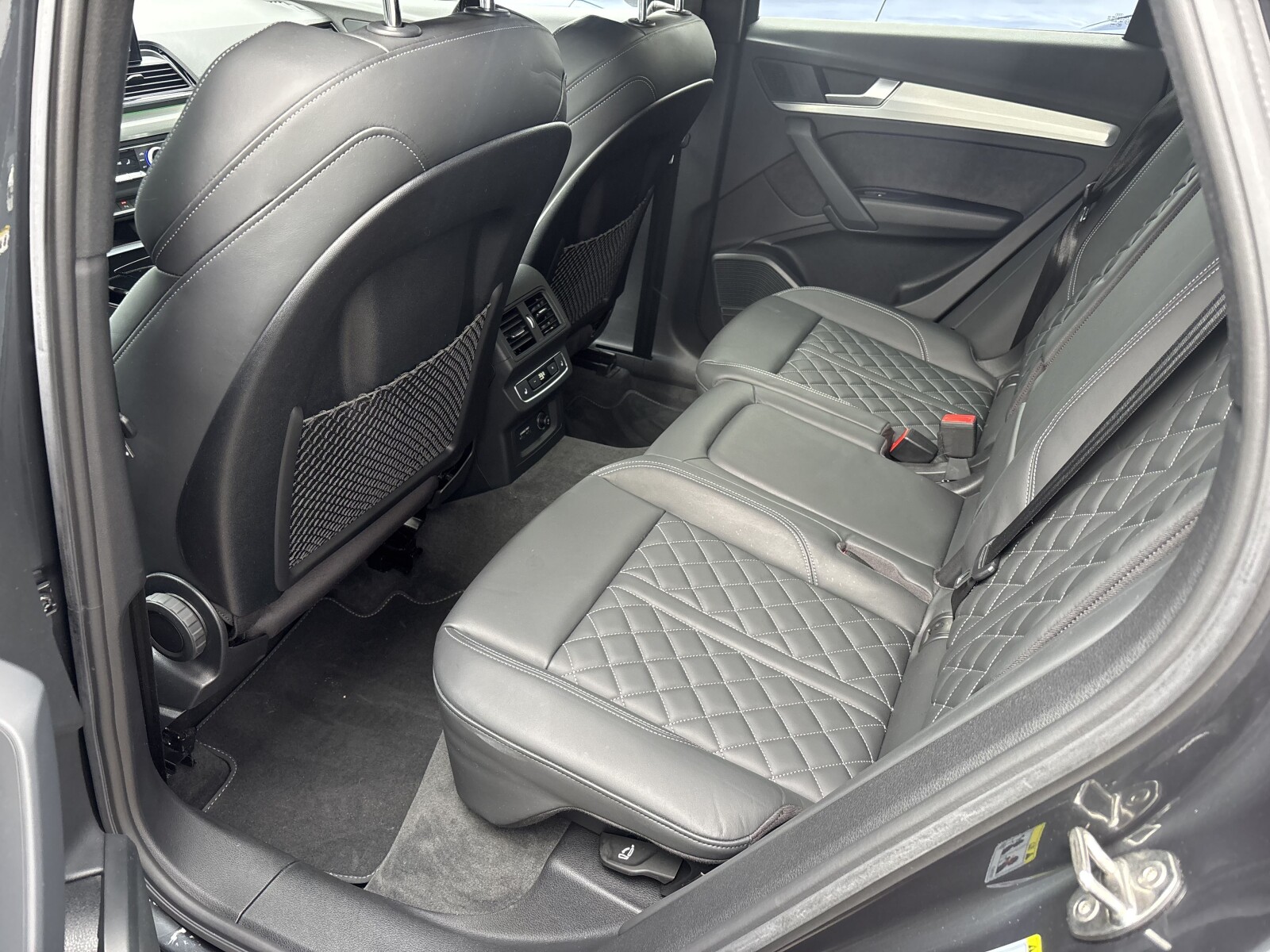 Audi Q5 Sportback - zdjęcie 28